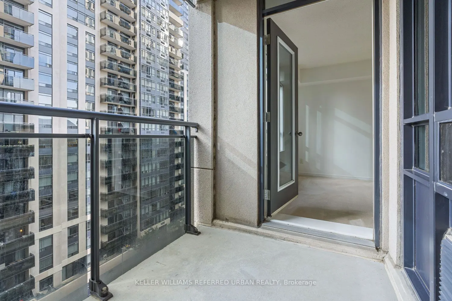 155 Beecroft Road, #1002