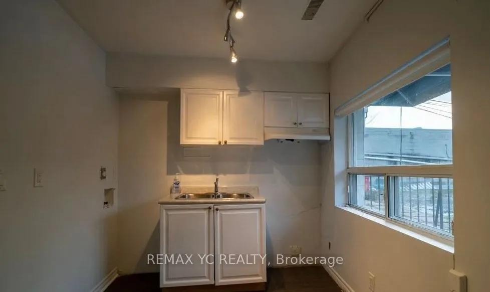 3334 A Yonge Street