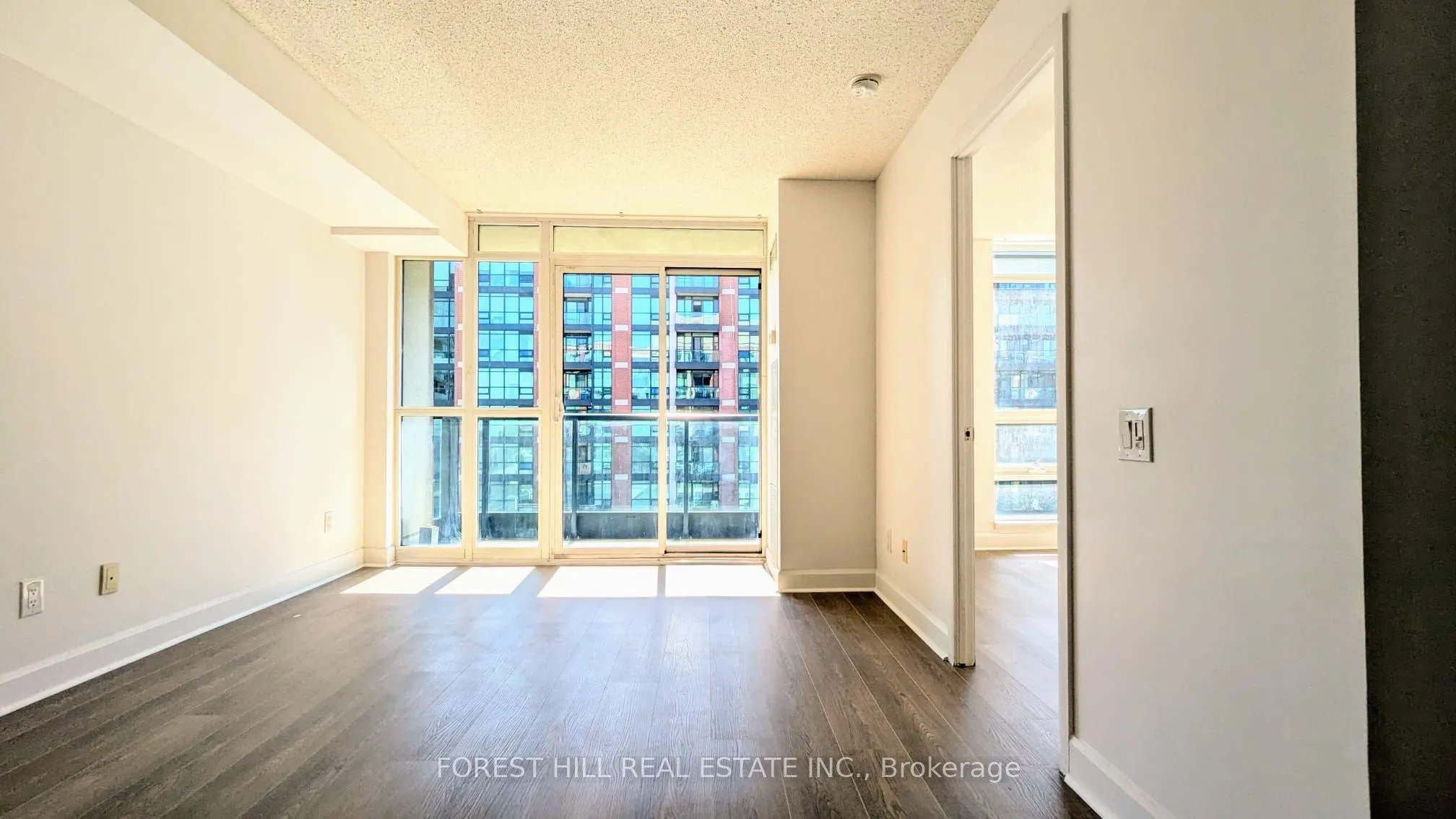 525 Wilson Avenue, #606