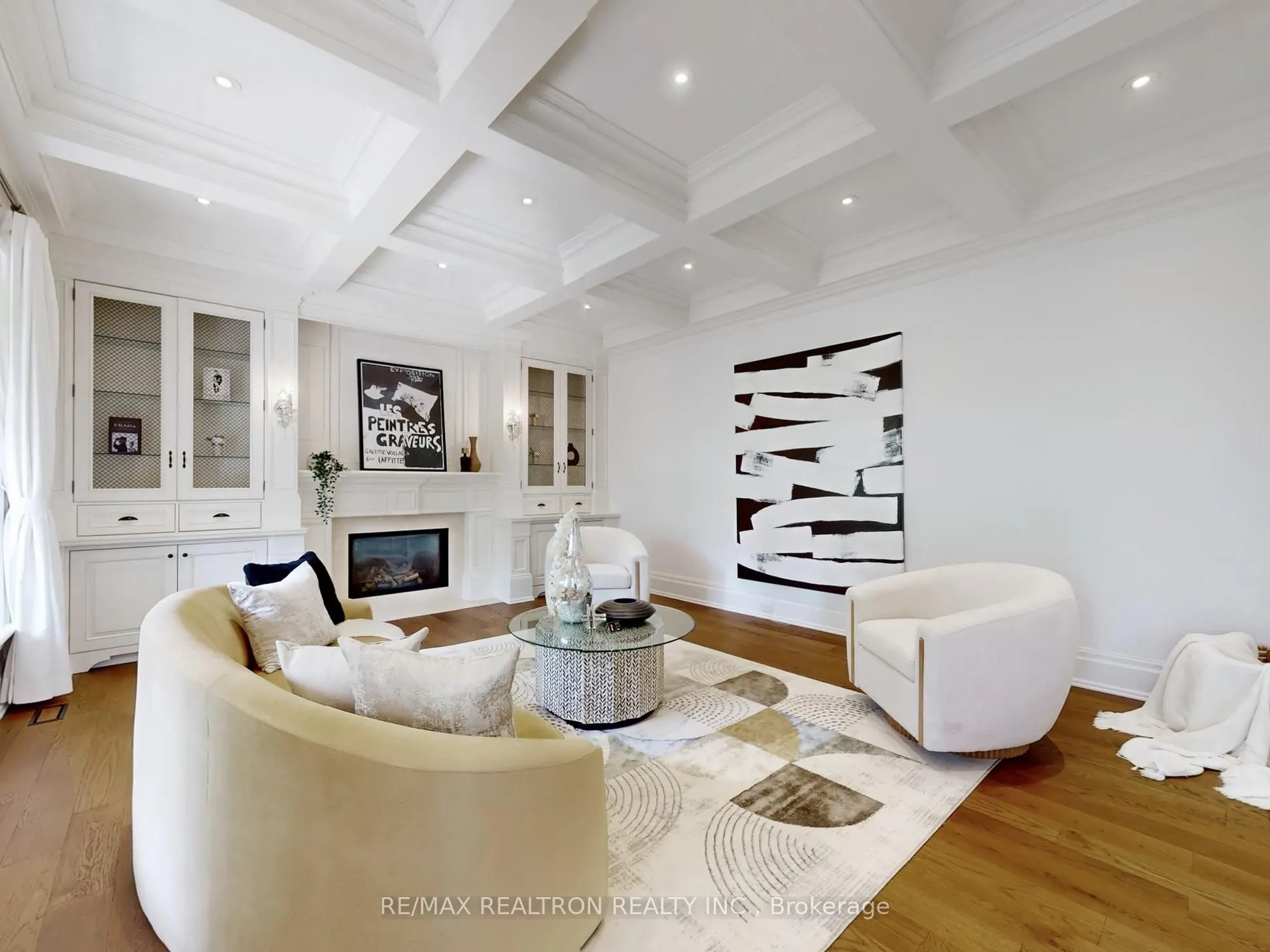 33 Owen Boulevard