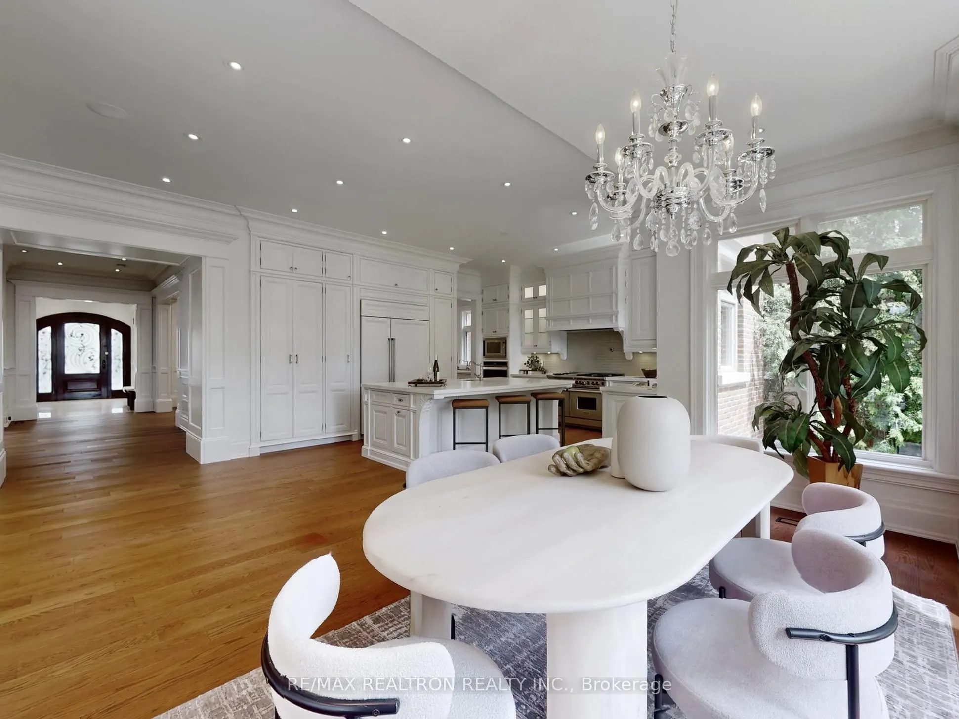 33 Owen Boulevard