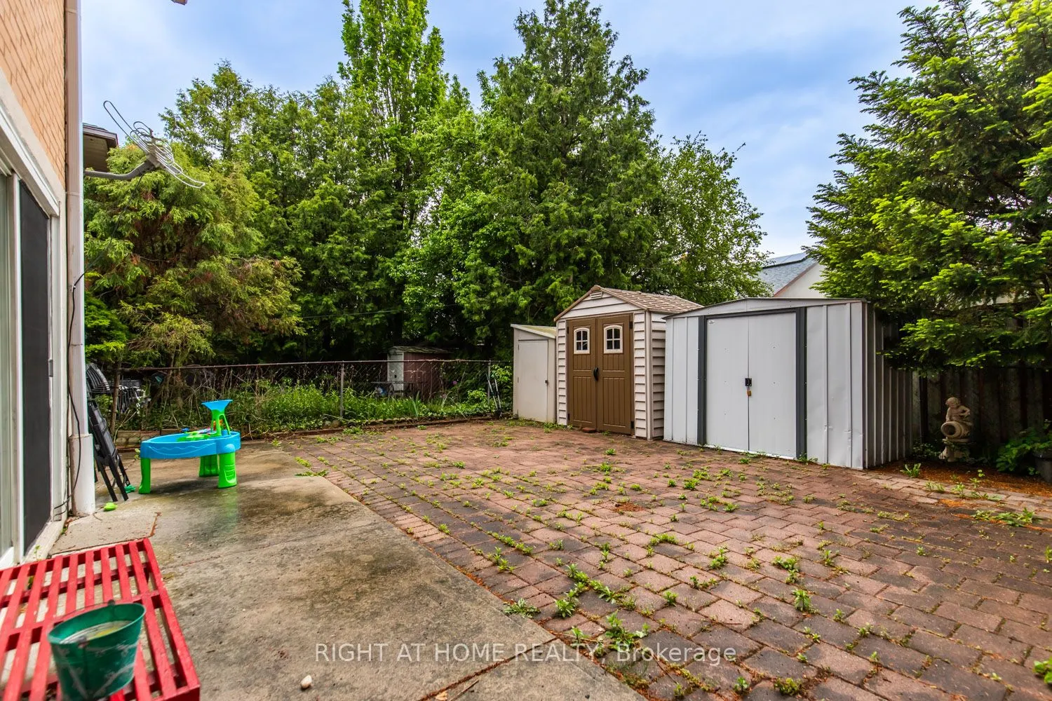 12 Murellen Crescent