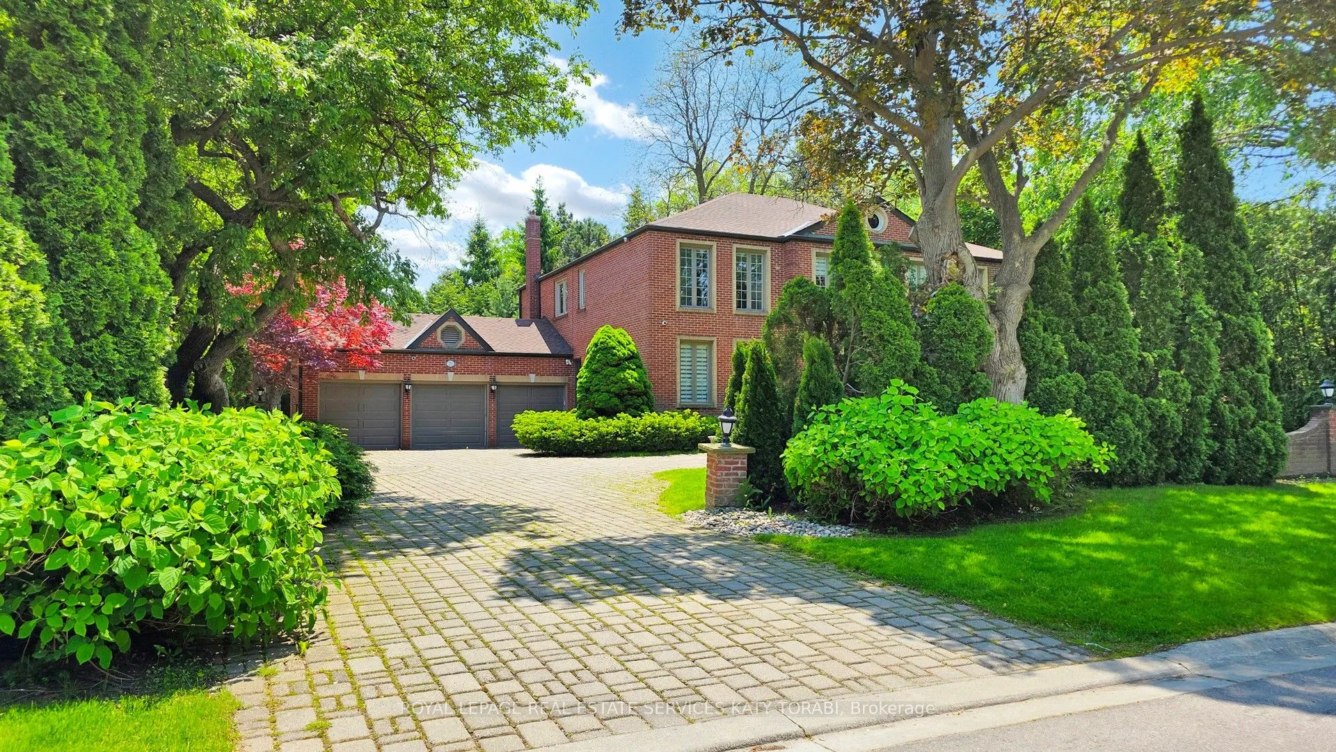 21 Forest Heights Boulevard