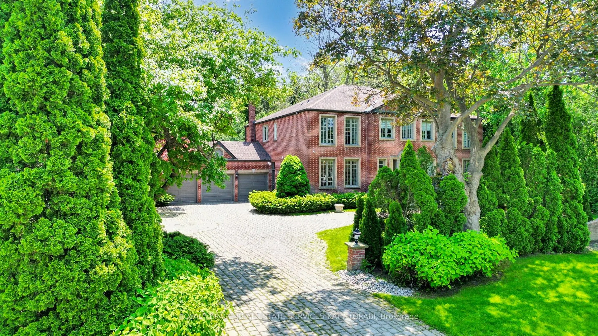 21 Forest Heights Boulevard