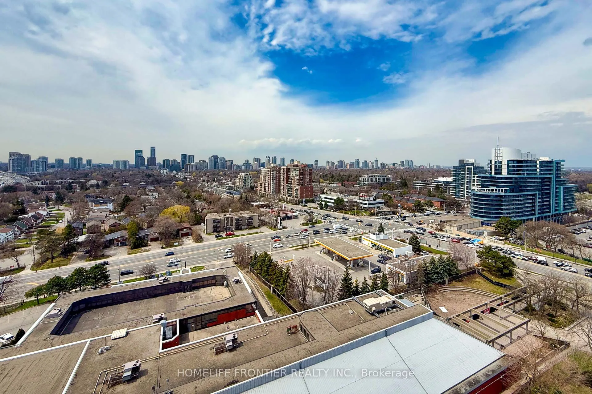 18 Kenaston Gardens, #1703