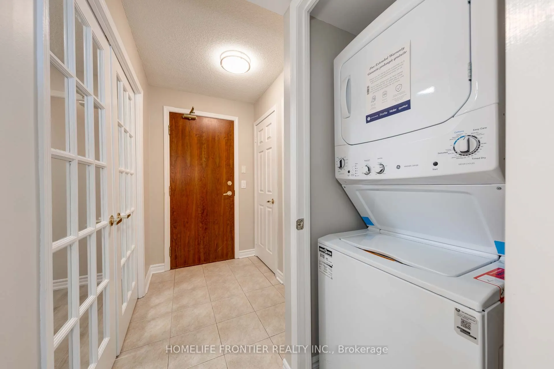 18 Kenaston Gardens, #1703