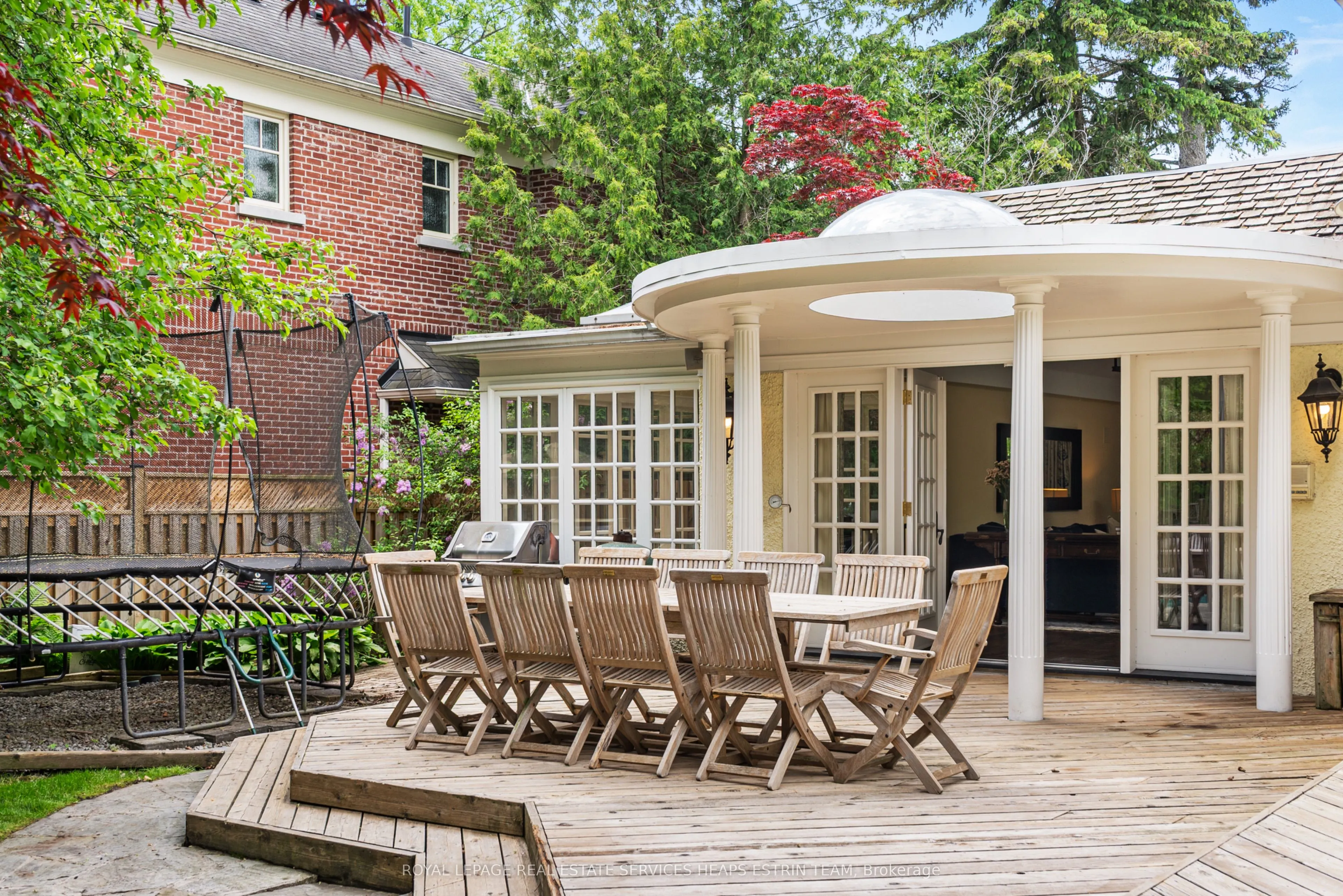 25 Strathgowan Crescent