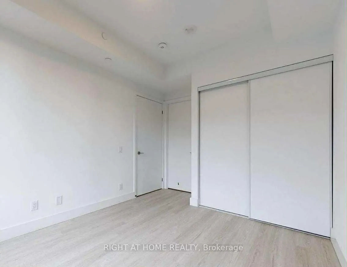 6 Greenbriar Road #227