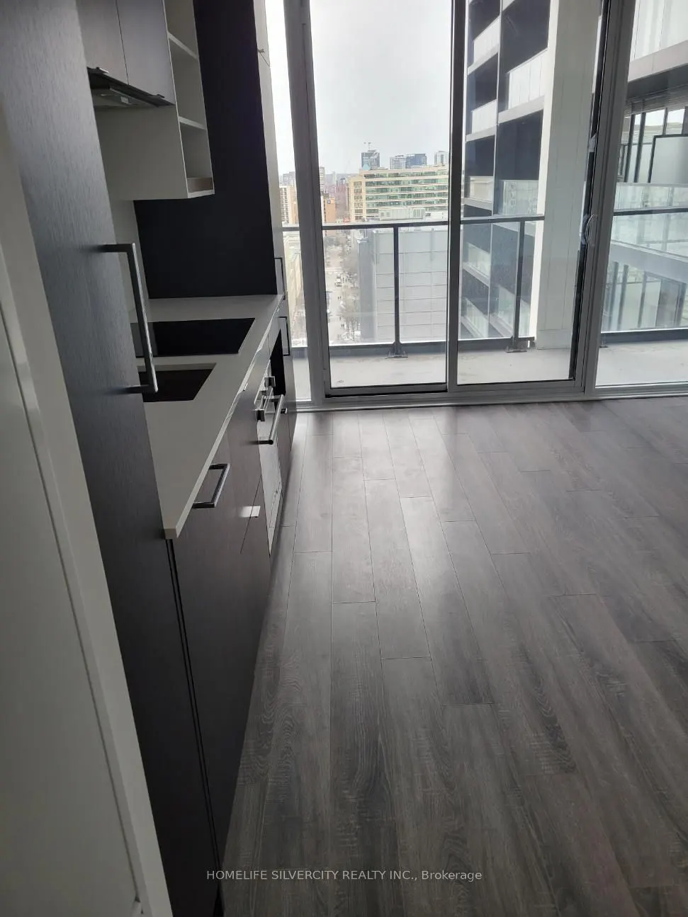 20 Edward Street, #1318