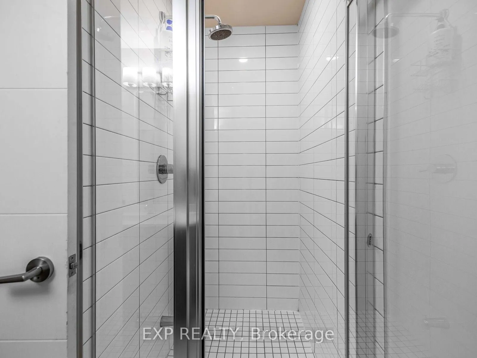 460 Adelaide Street E, #833