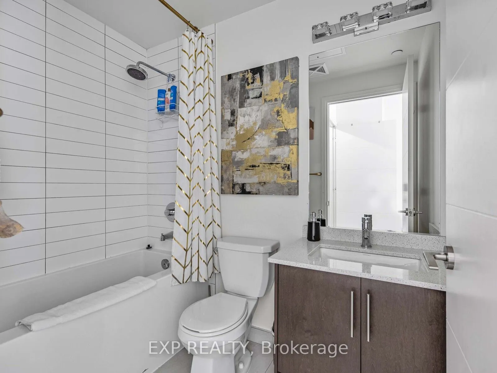 460 Adelaide Street E, #833