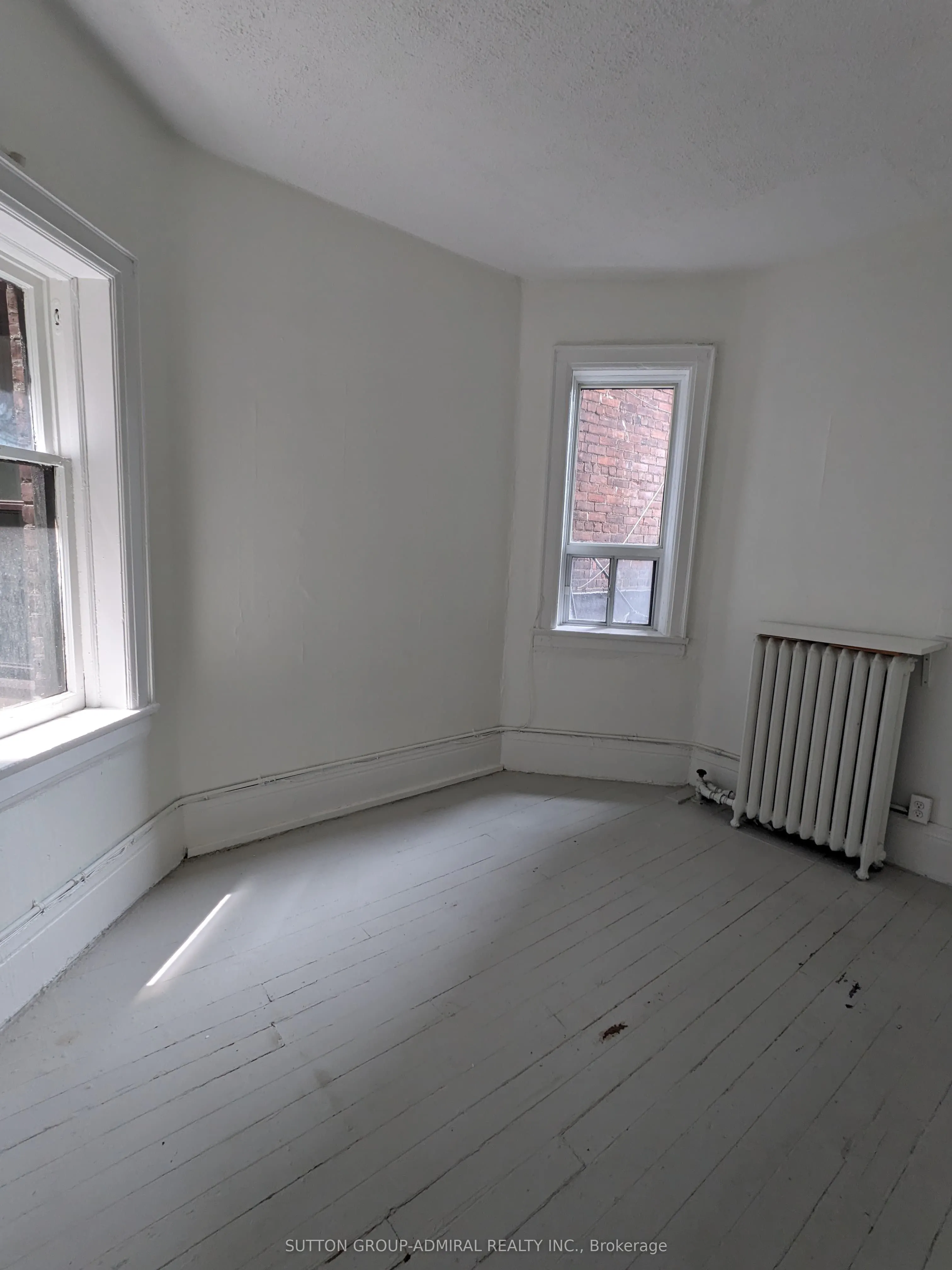 1020 Queen Street W, #1