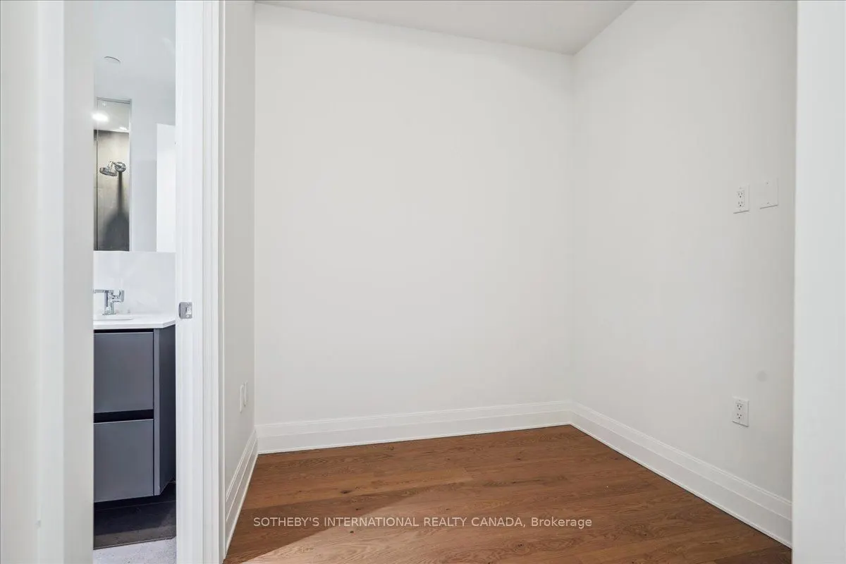 2 Forest Hill Road S, #507