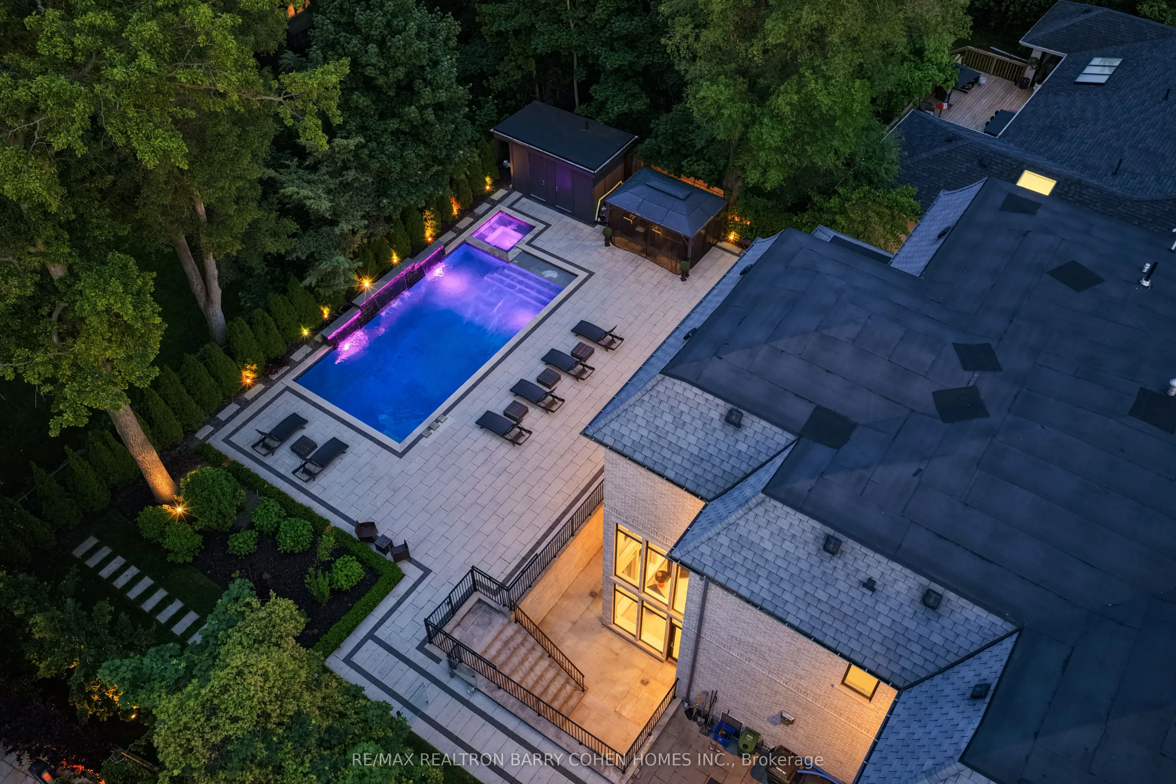 23 Lauderdale Drive