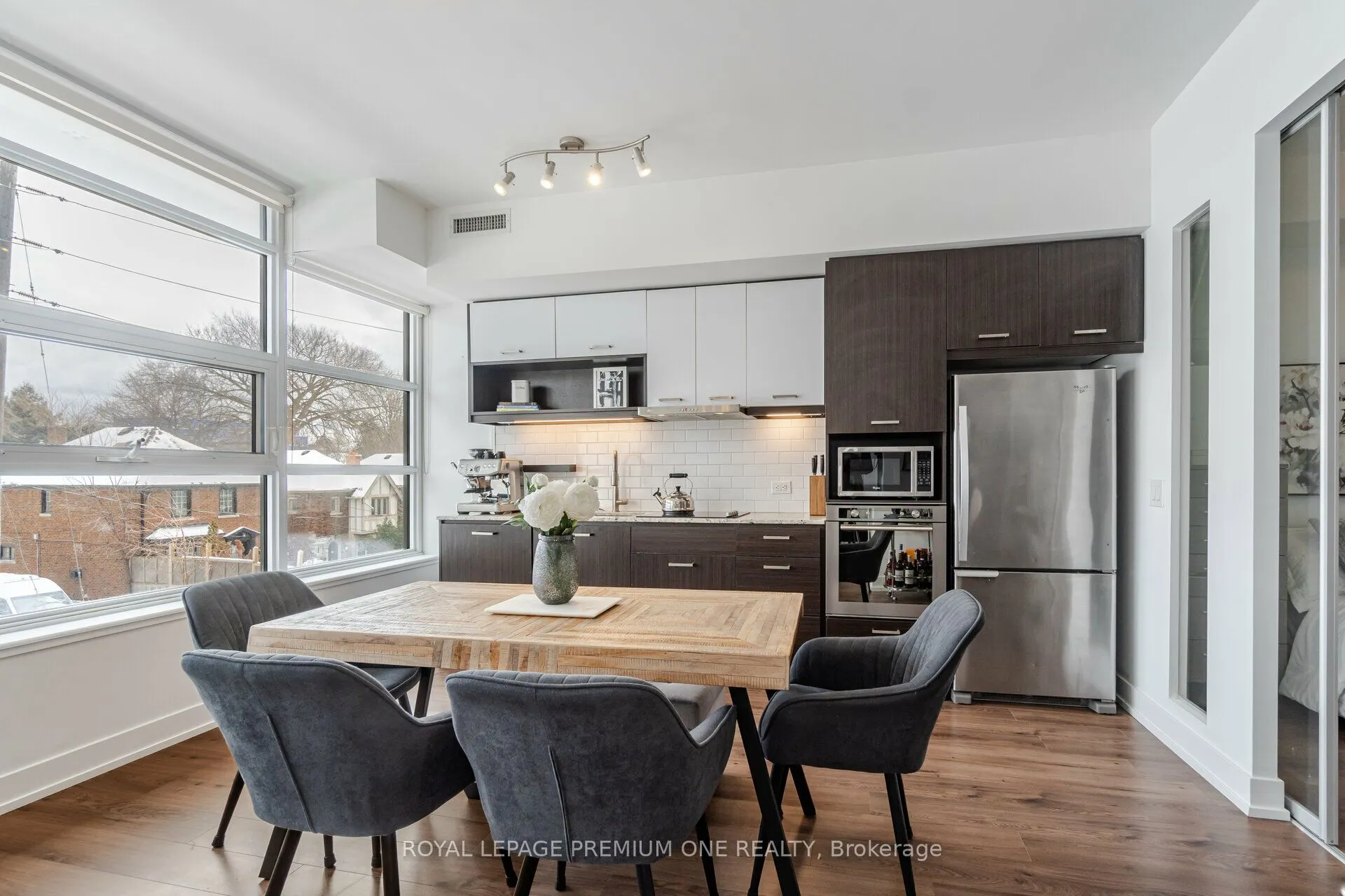 170 Chiltern Hill Road, #209