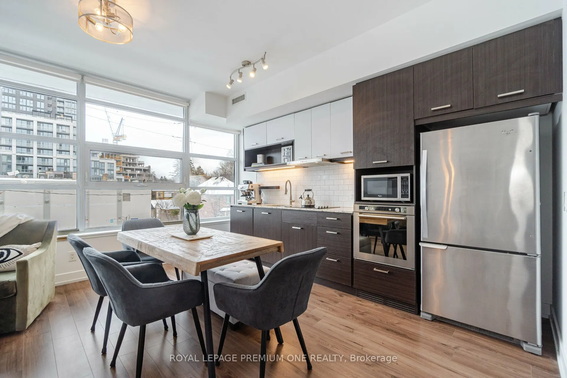170 Chiltern Hill Road, #209