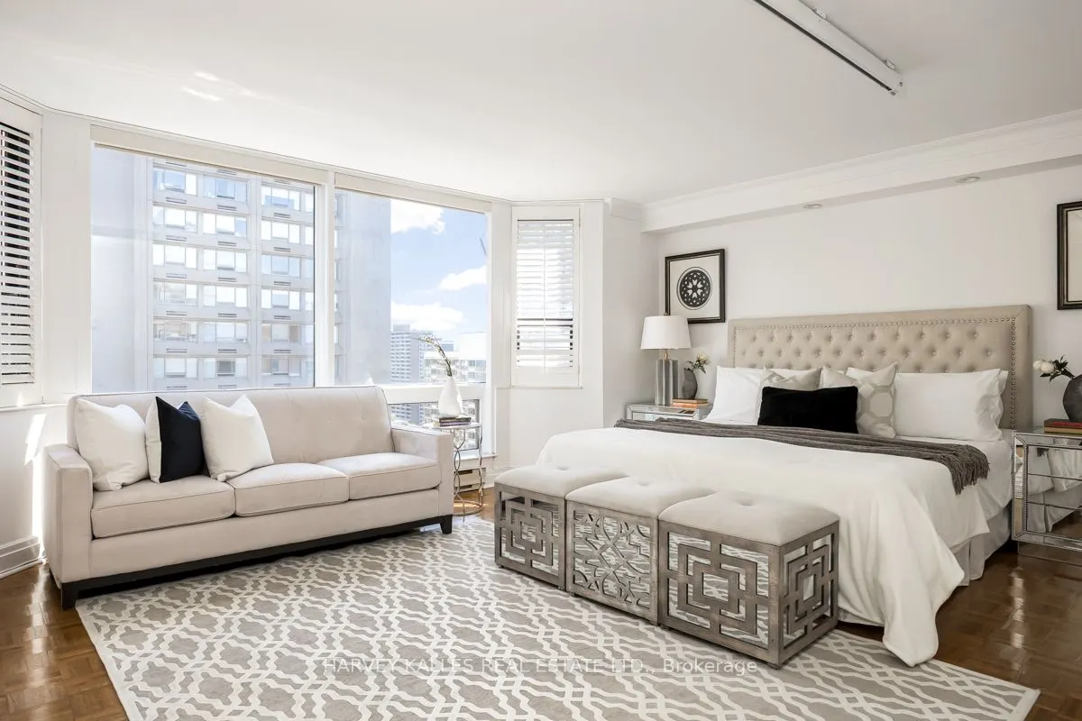 1166 Bay Street, #2103
