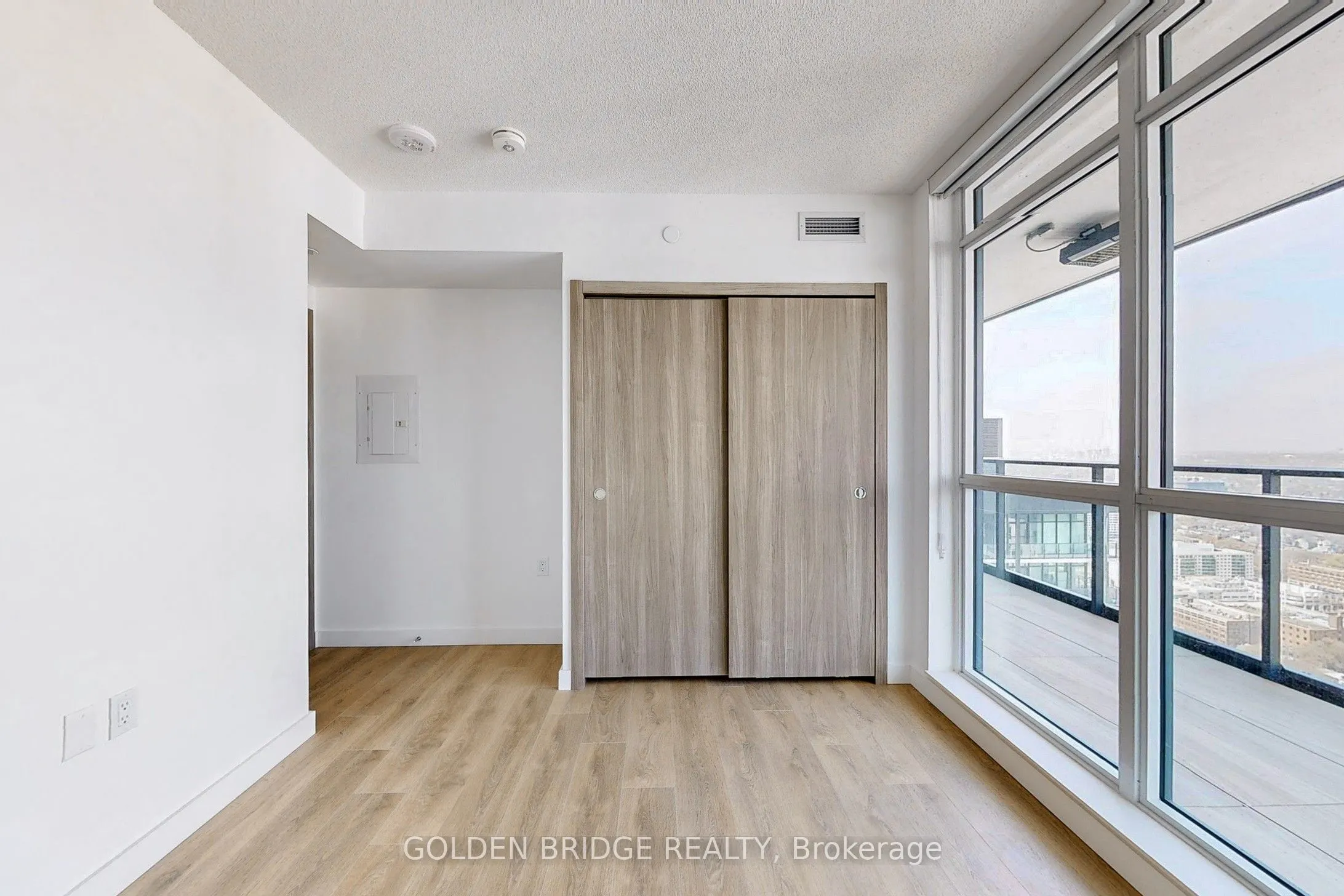 38 Widmer Street #4811