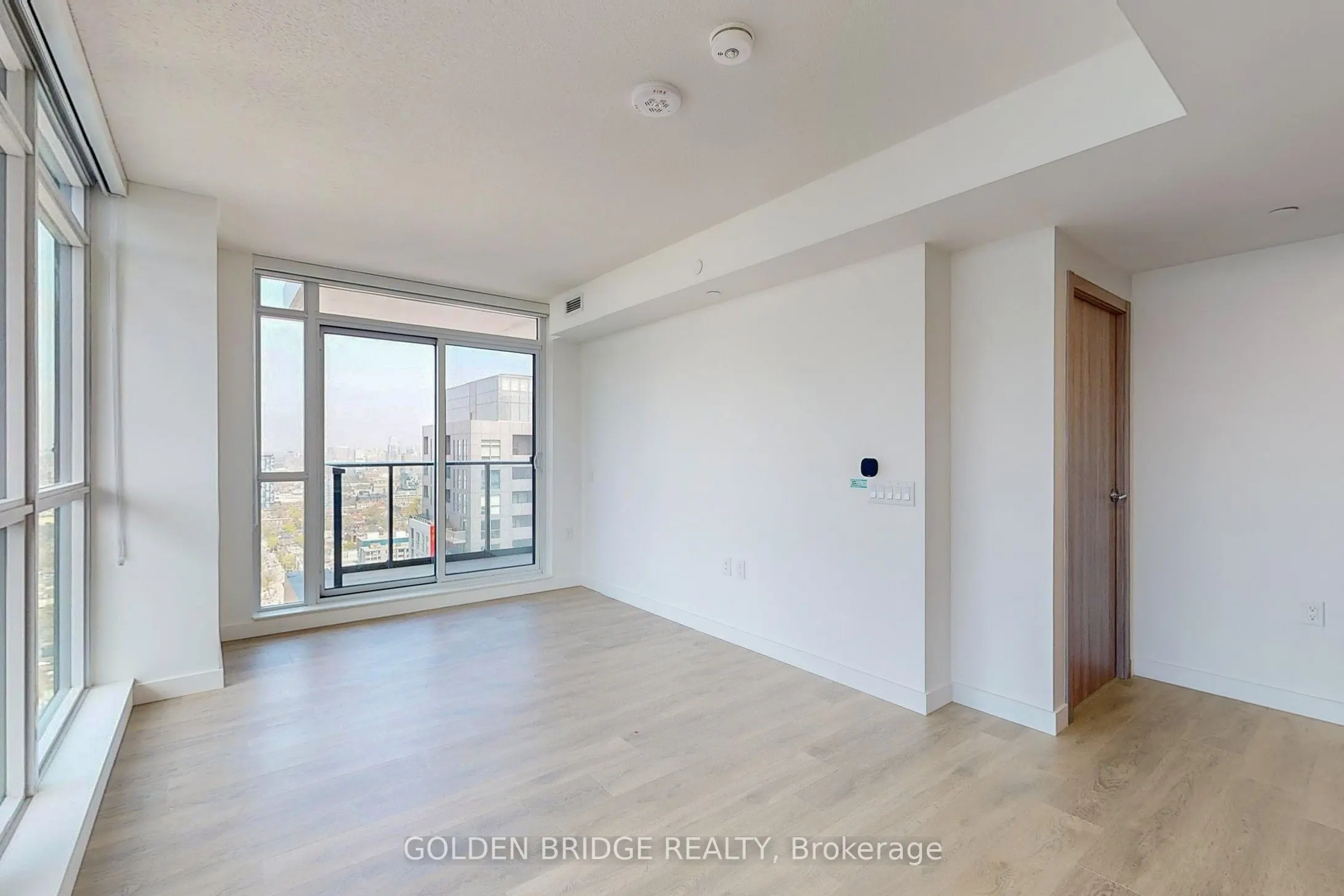 38 Widmer Street #4811