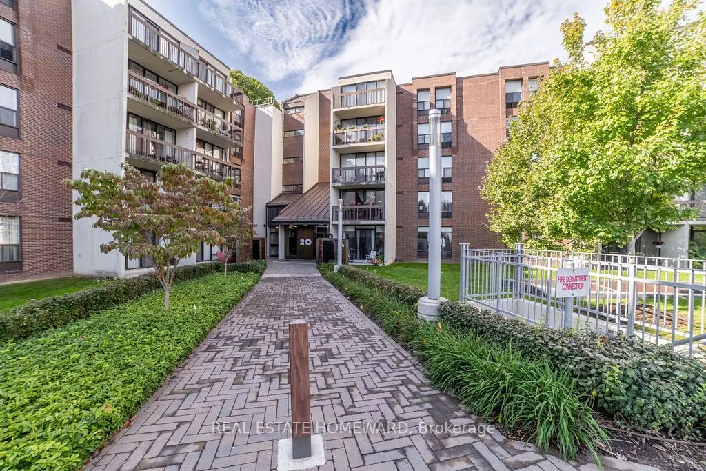 20 Fashion Roseway #415