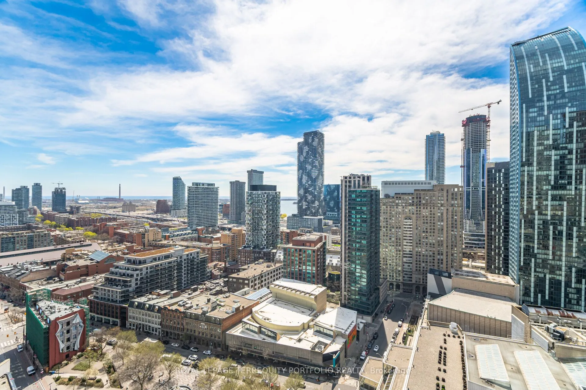 88 Scott Street, #2509