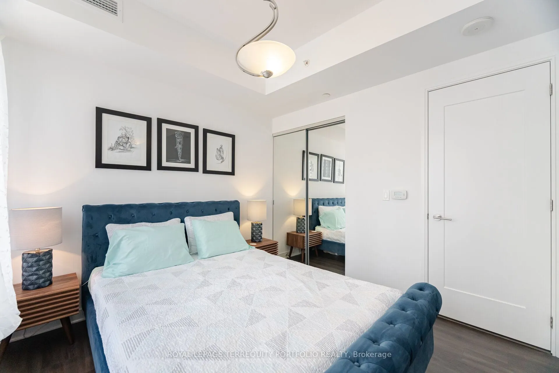 88 Scott Street, #2509