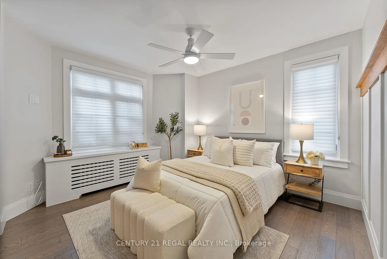 93 Douglas Crescent, #14