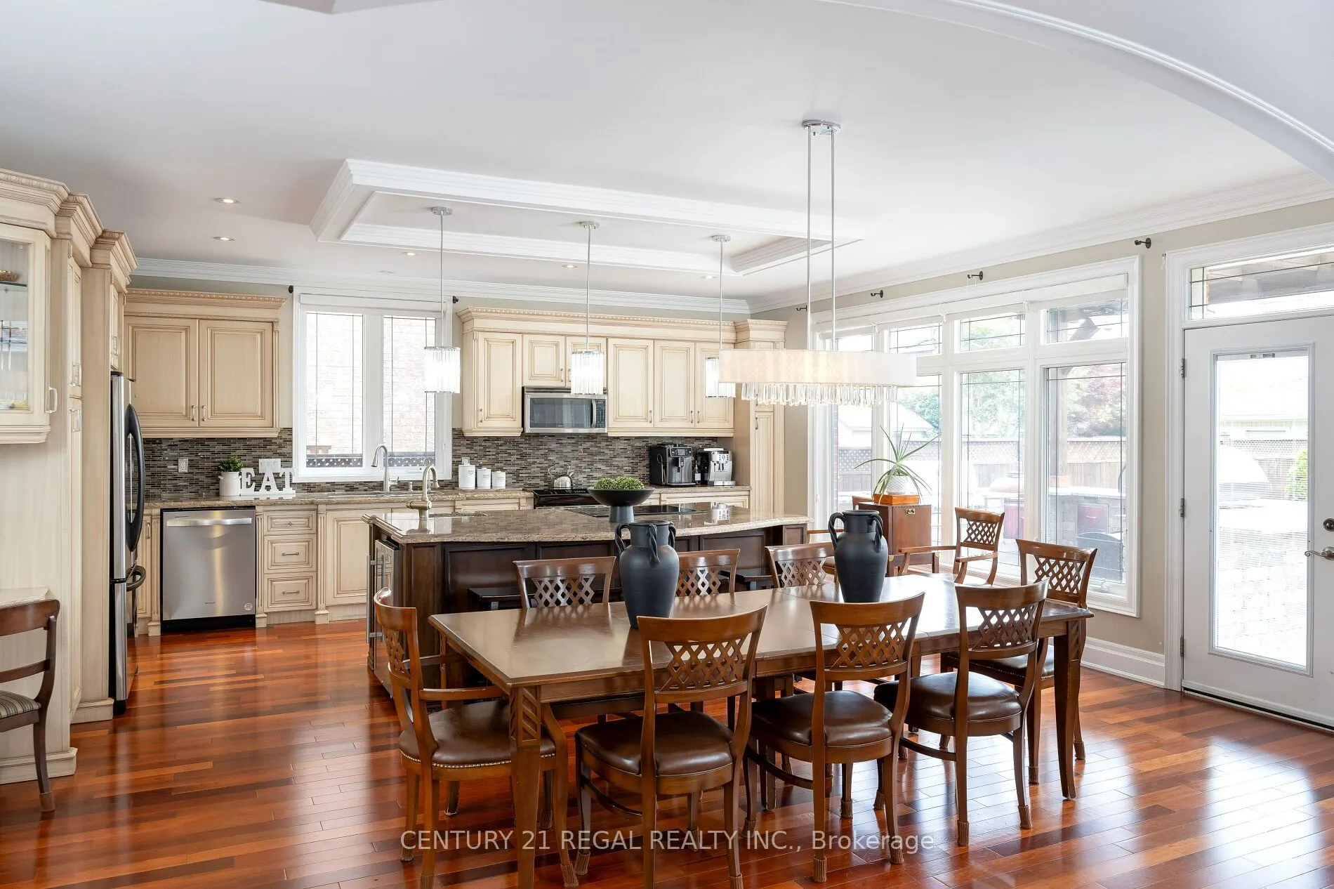 127 Sultana Avenue
