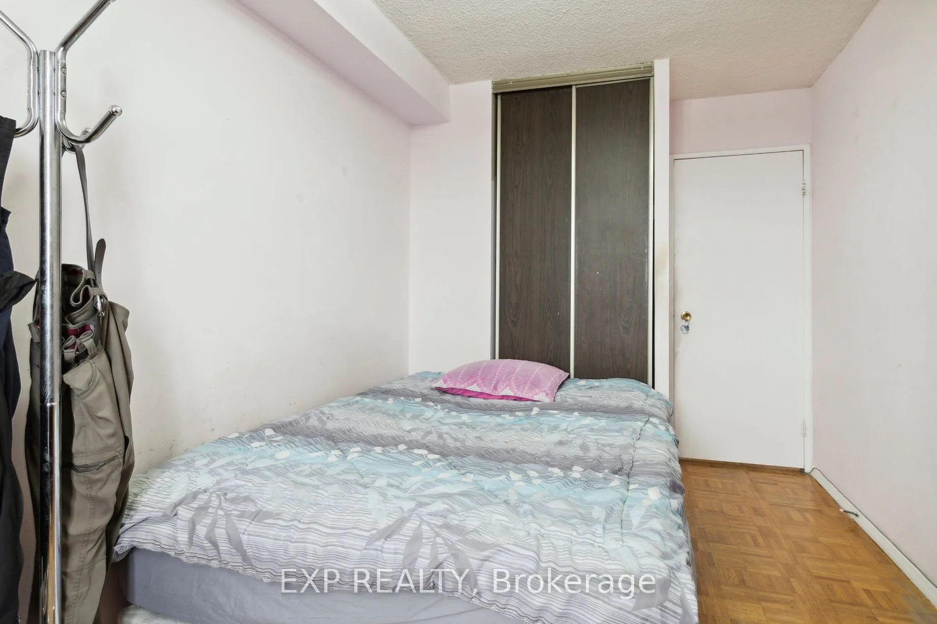 205 Hilda Avenue, #510