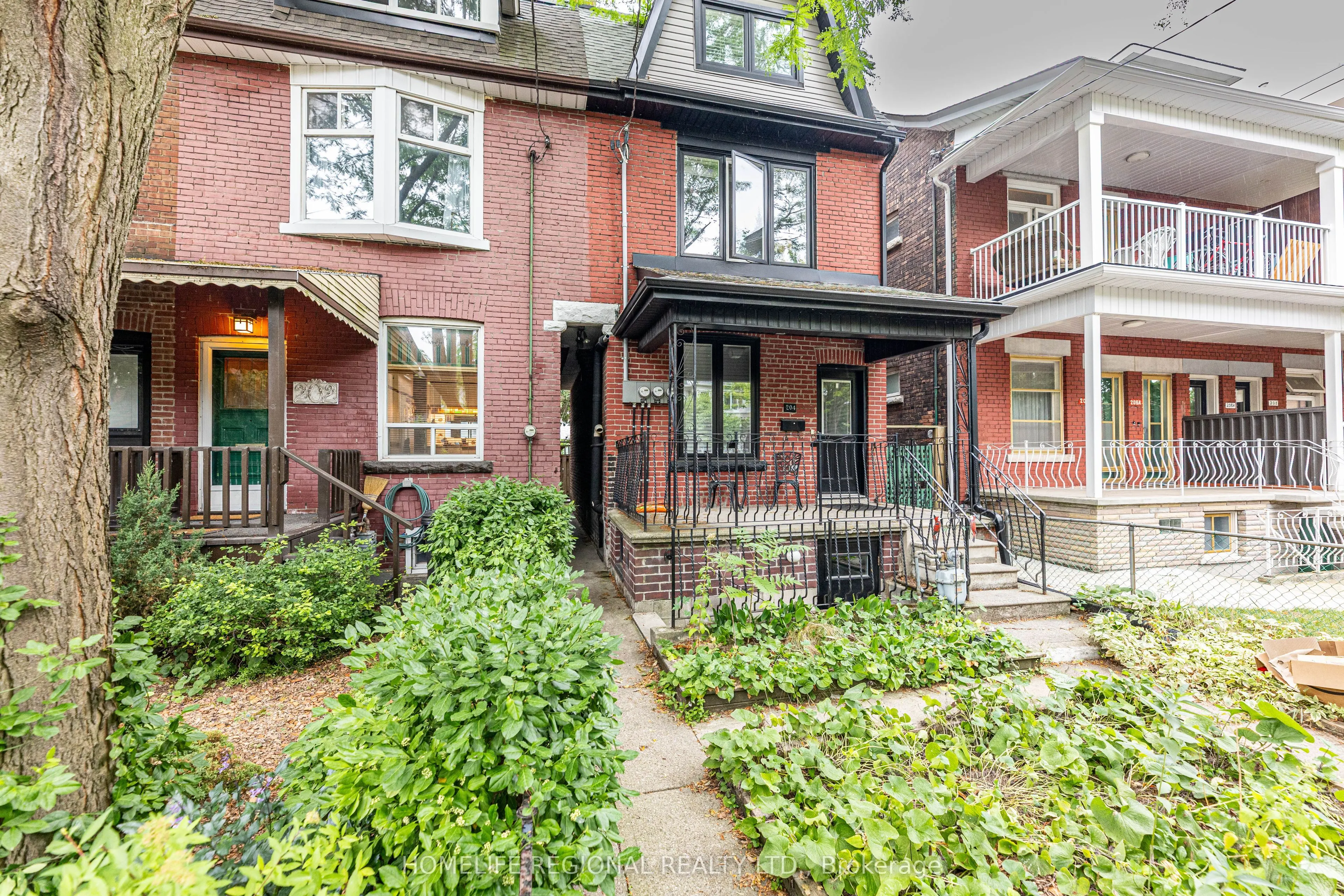 204 Roxton Road
