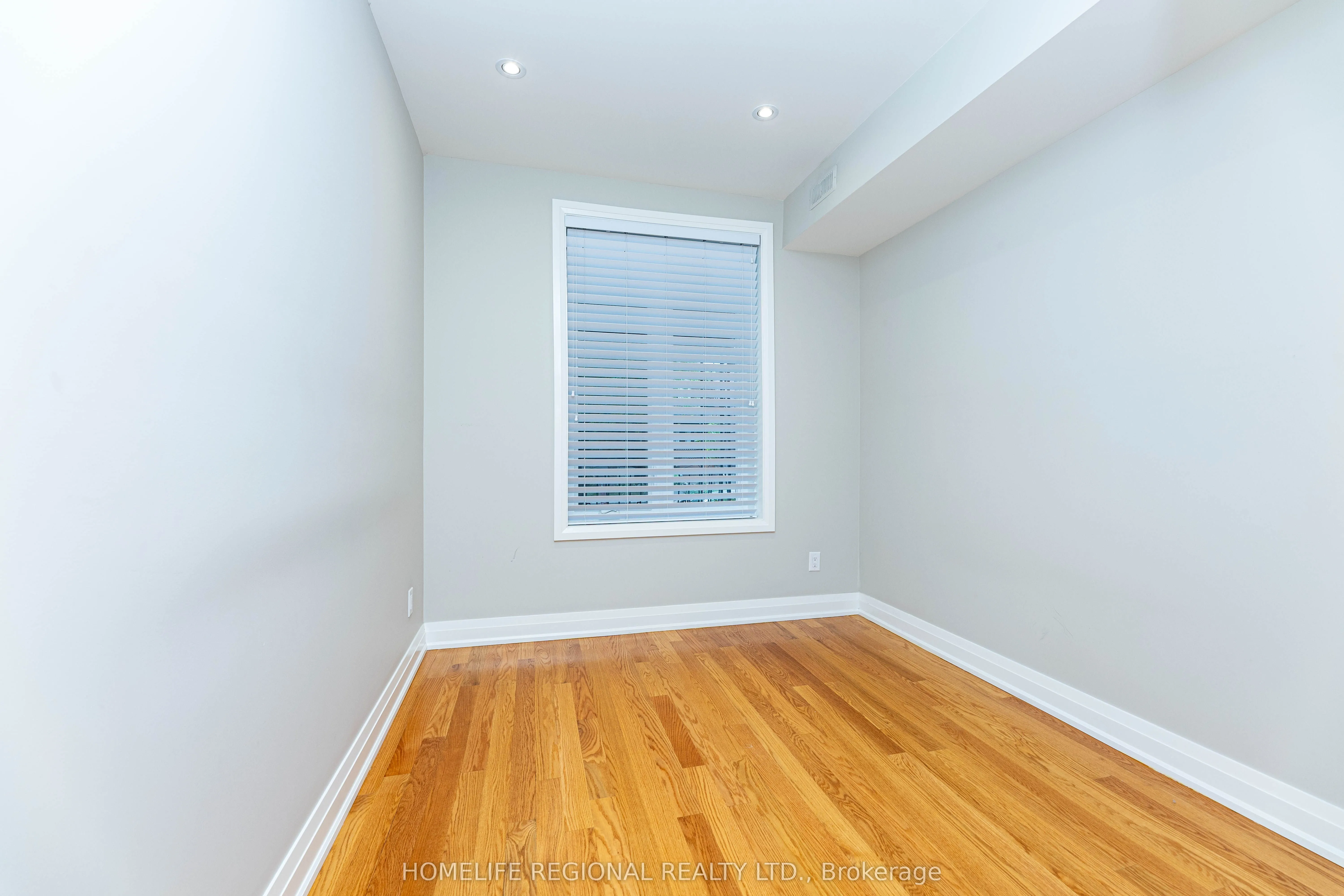 204 Roxton Road