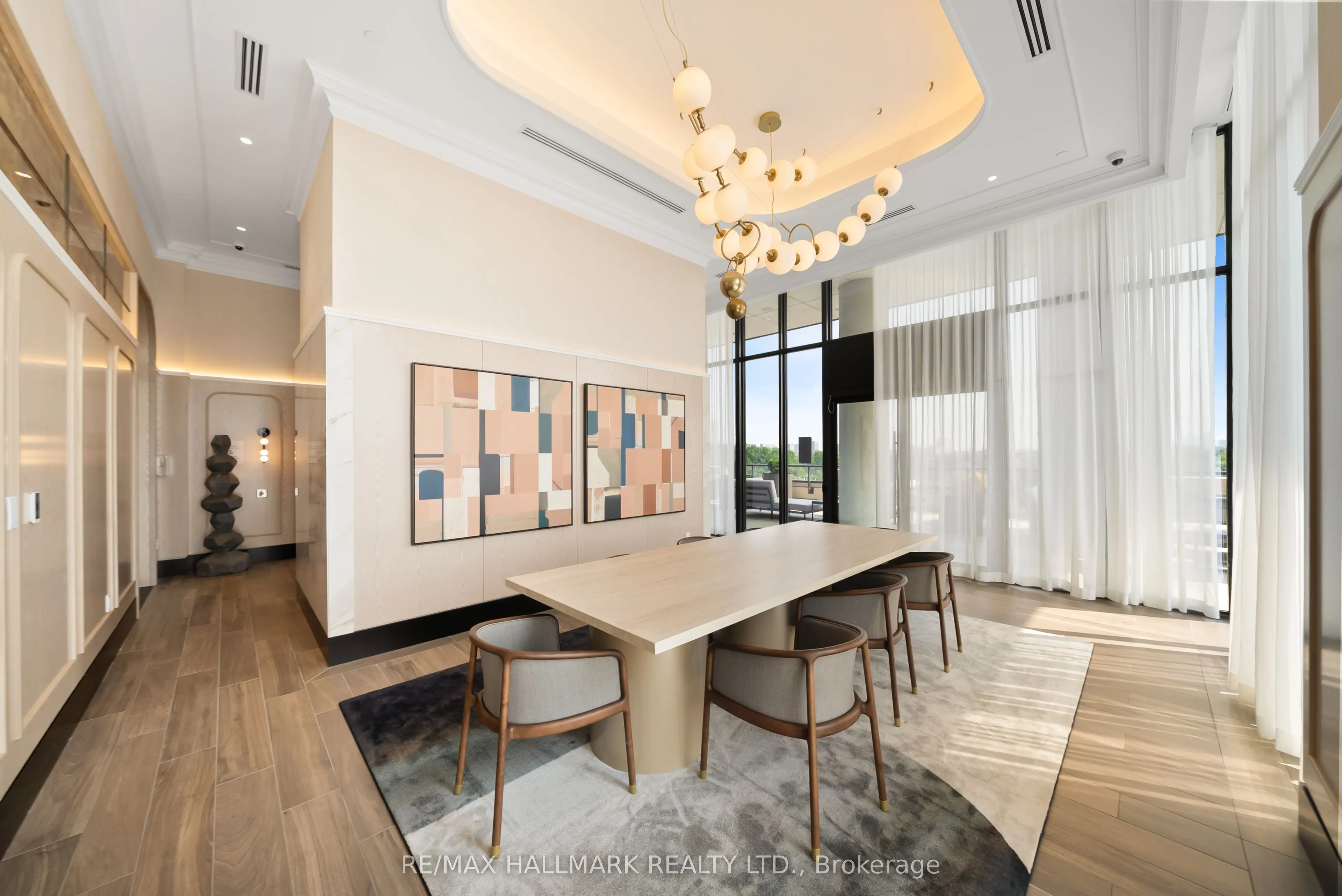10 Inn On The Park Drive, #1710