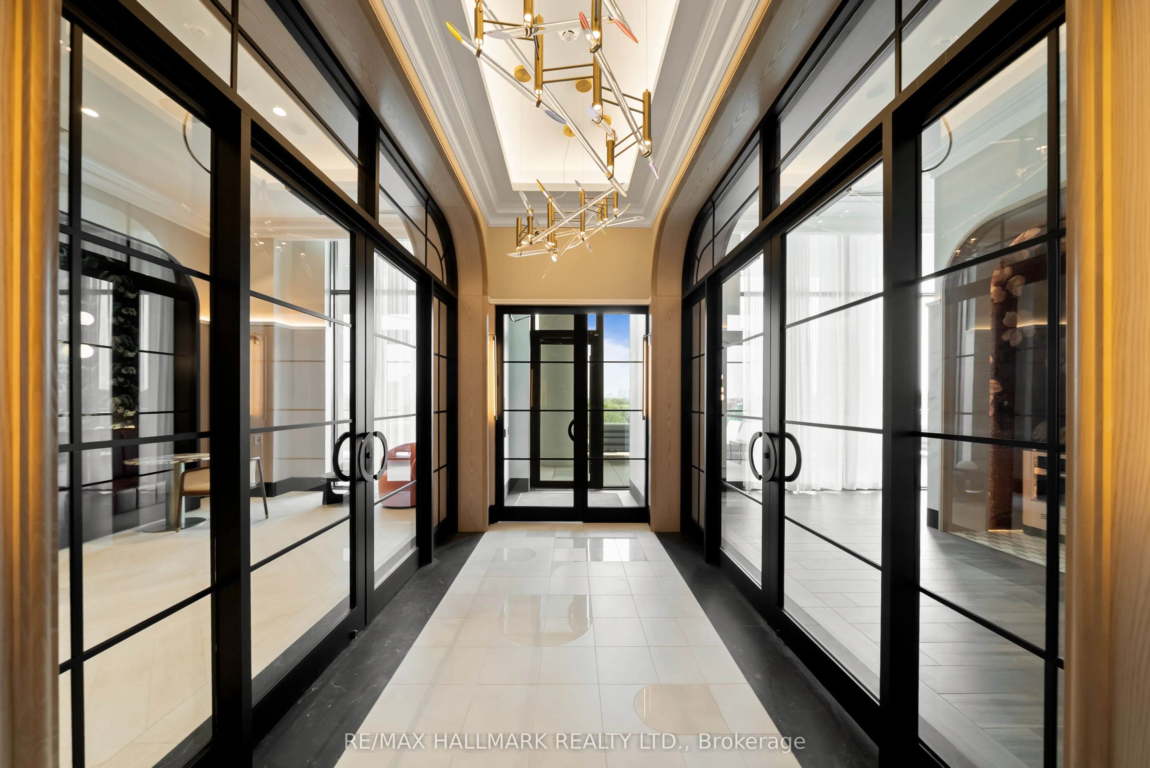 10 Inn On The Park Drive, #1710