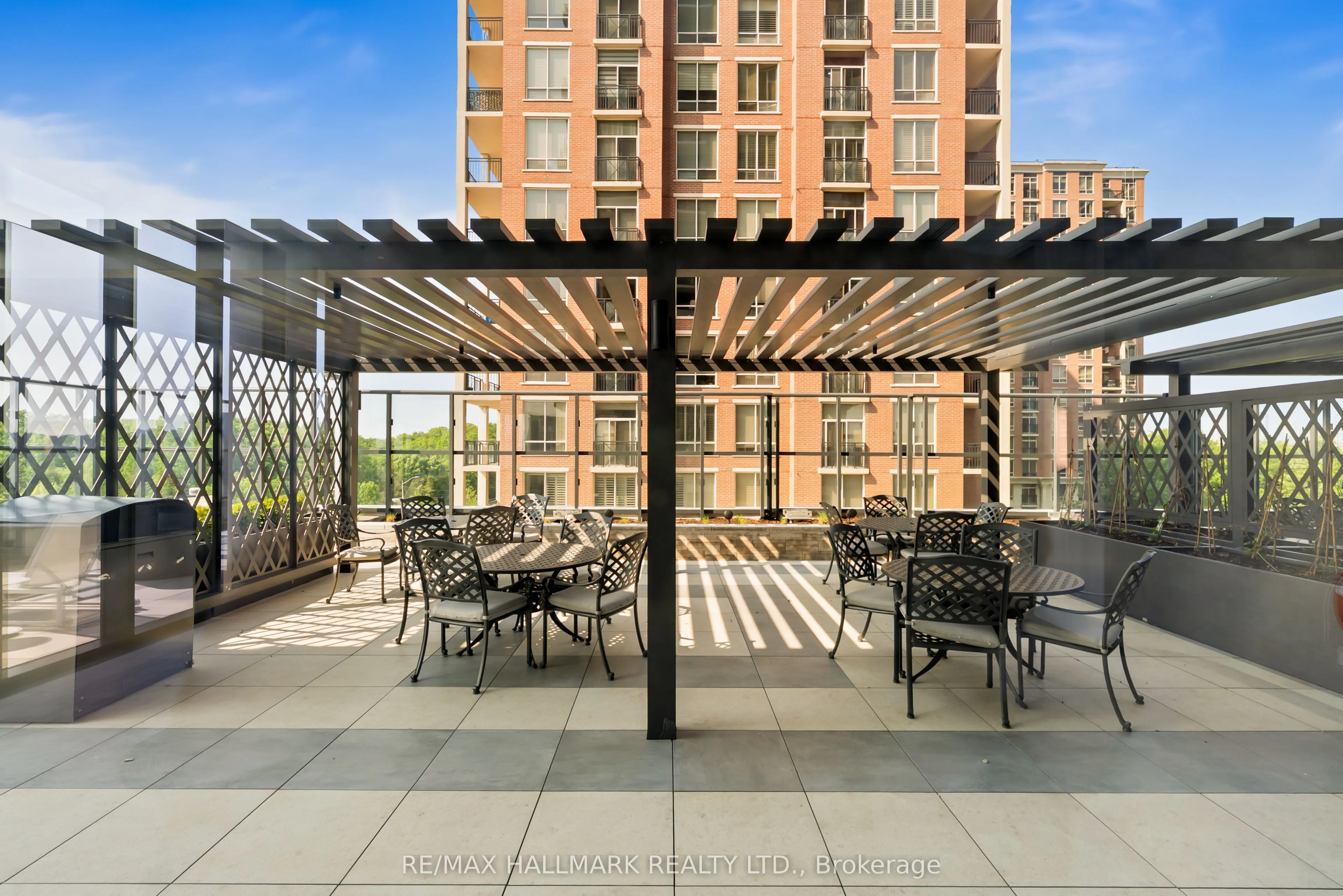 10 Inn On The Park Drive, #1710