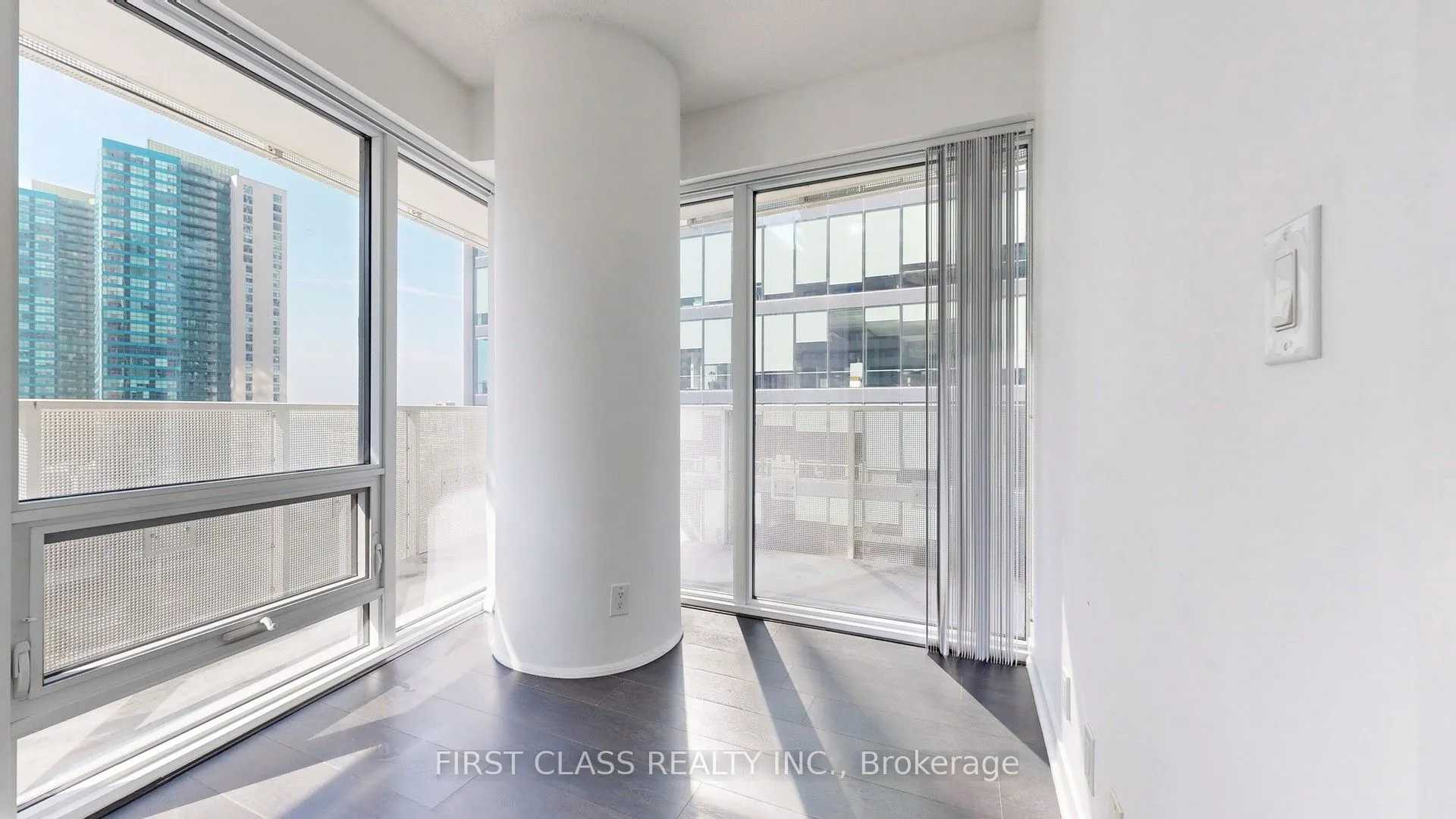 100 Harbour Street, #1210