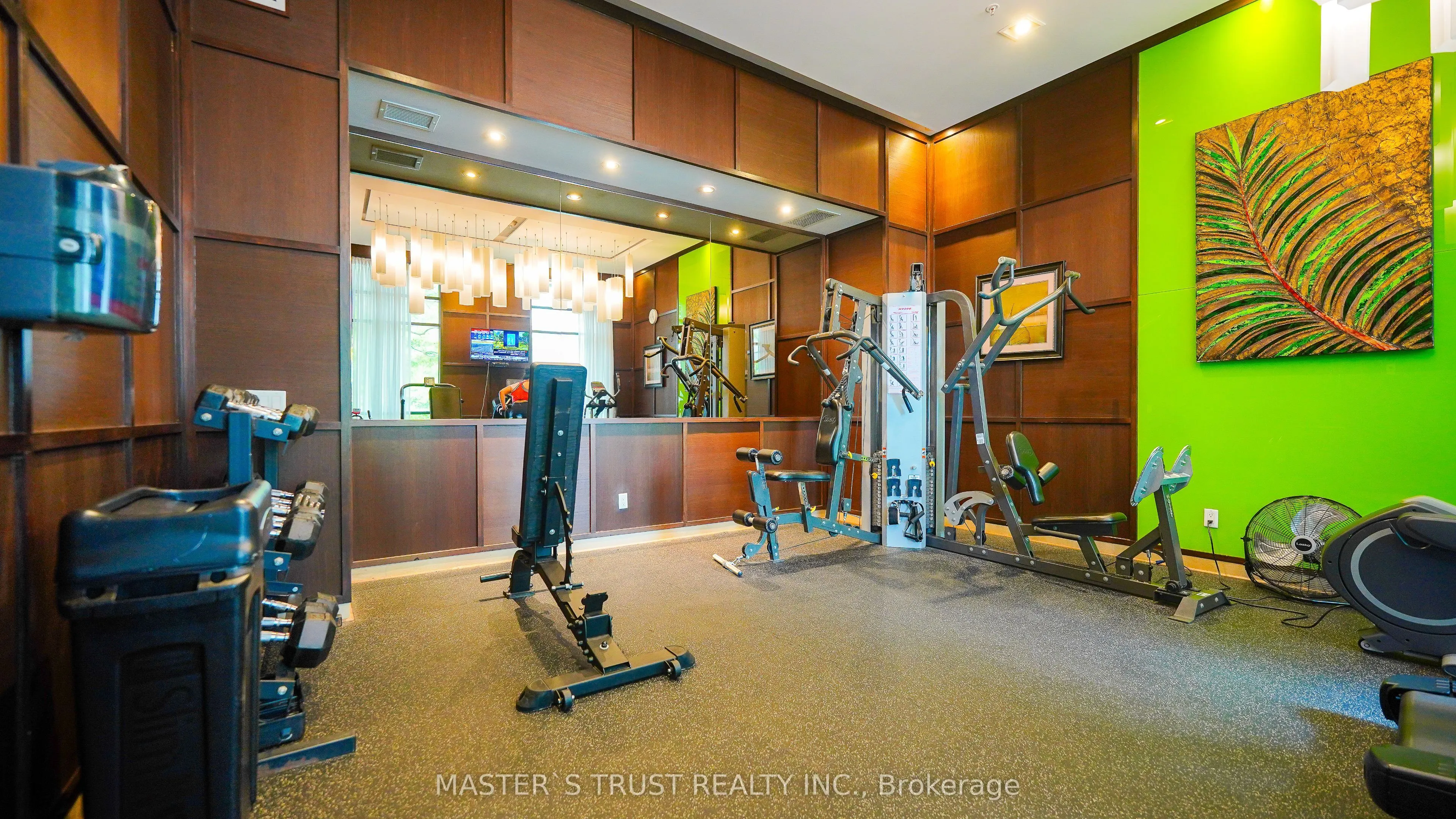 5740 Yonge Street, #501