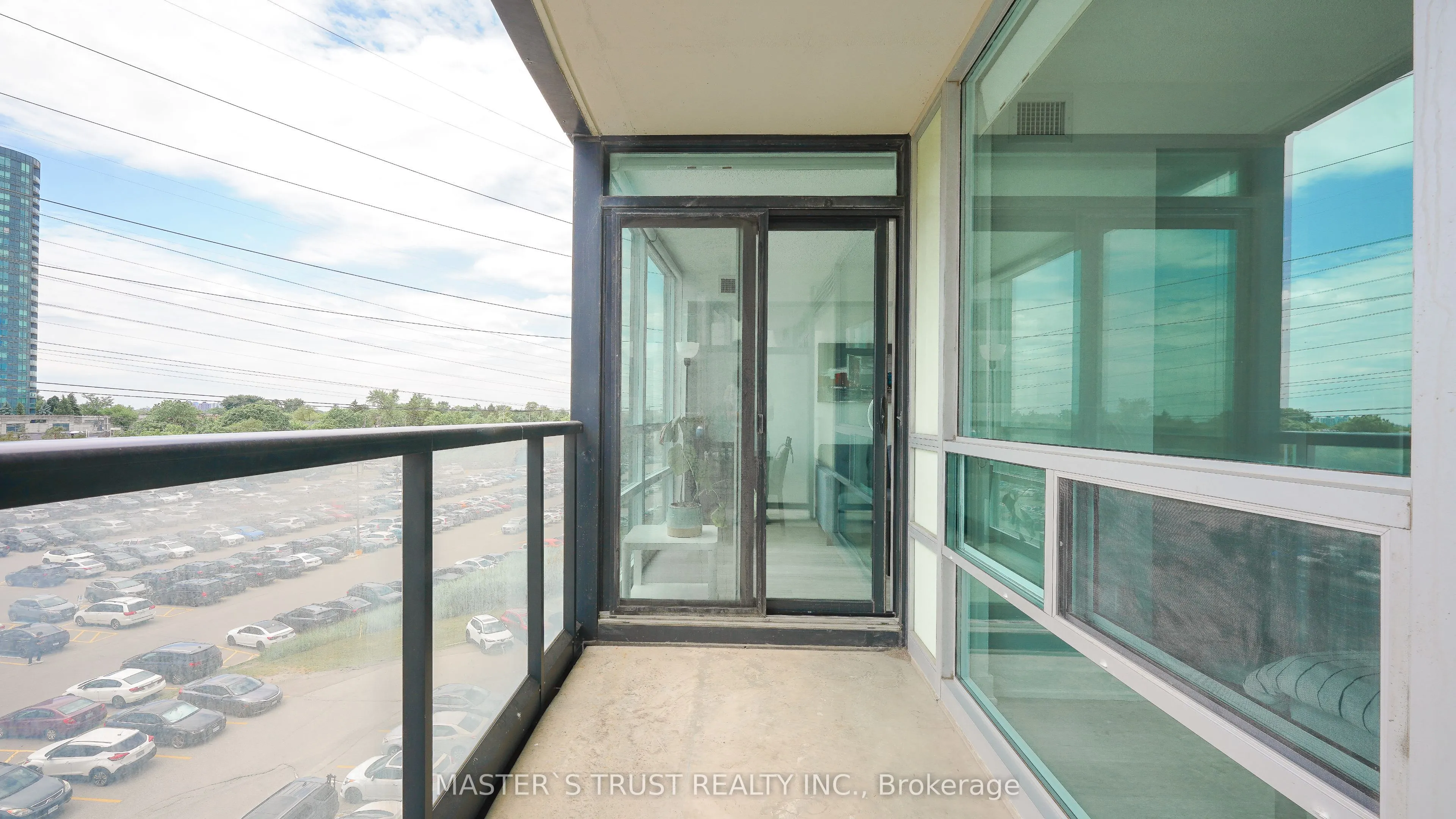 5740 Yonge Street, #501