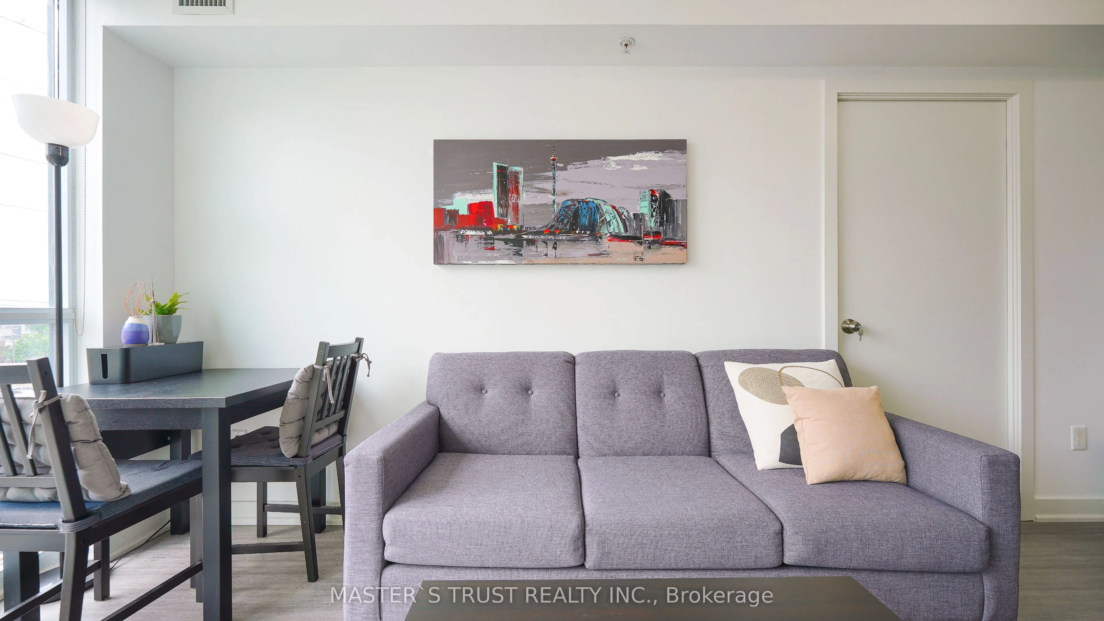 5740 Yonge Street, #501