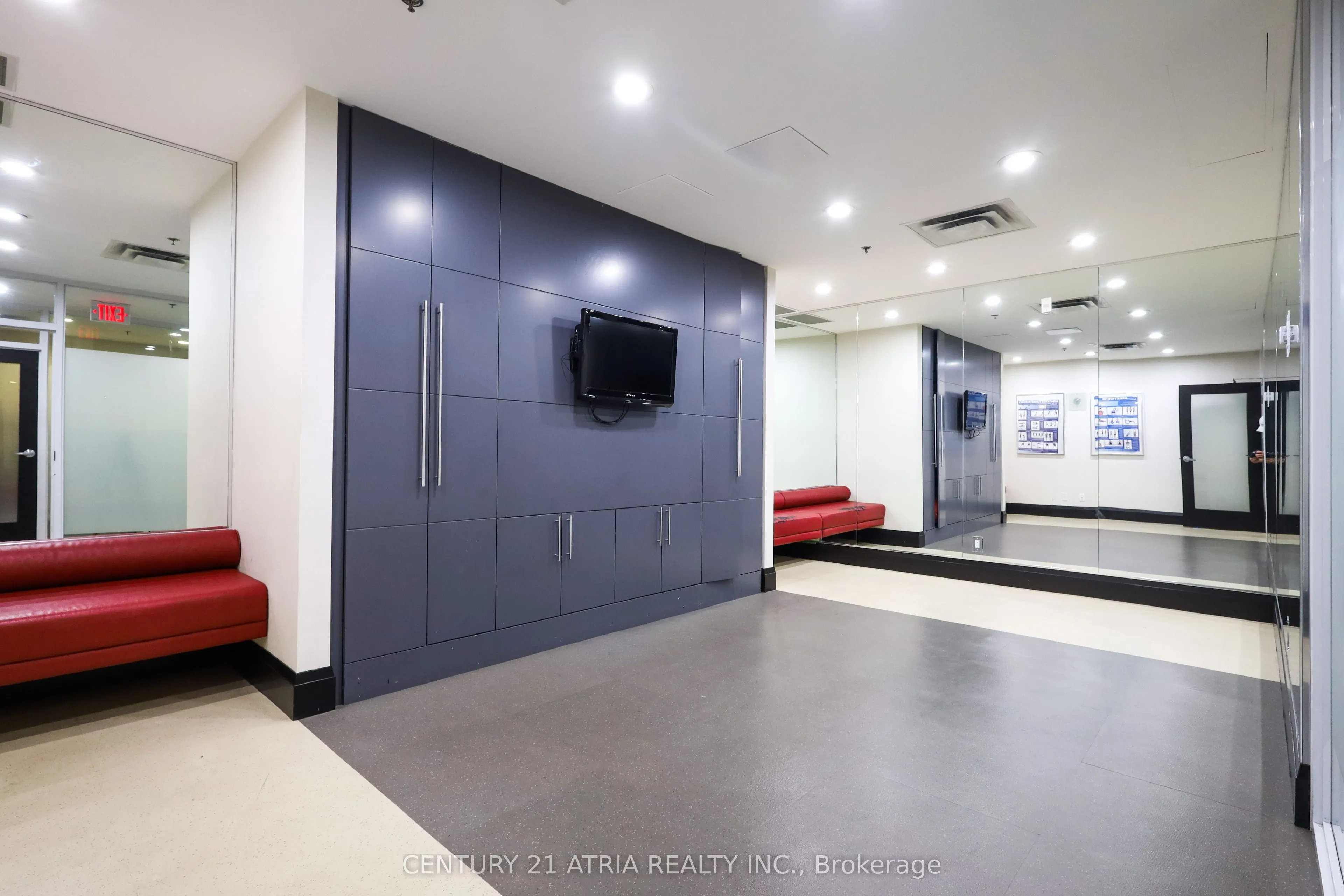 120 Dallimore Circle, #513