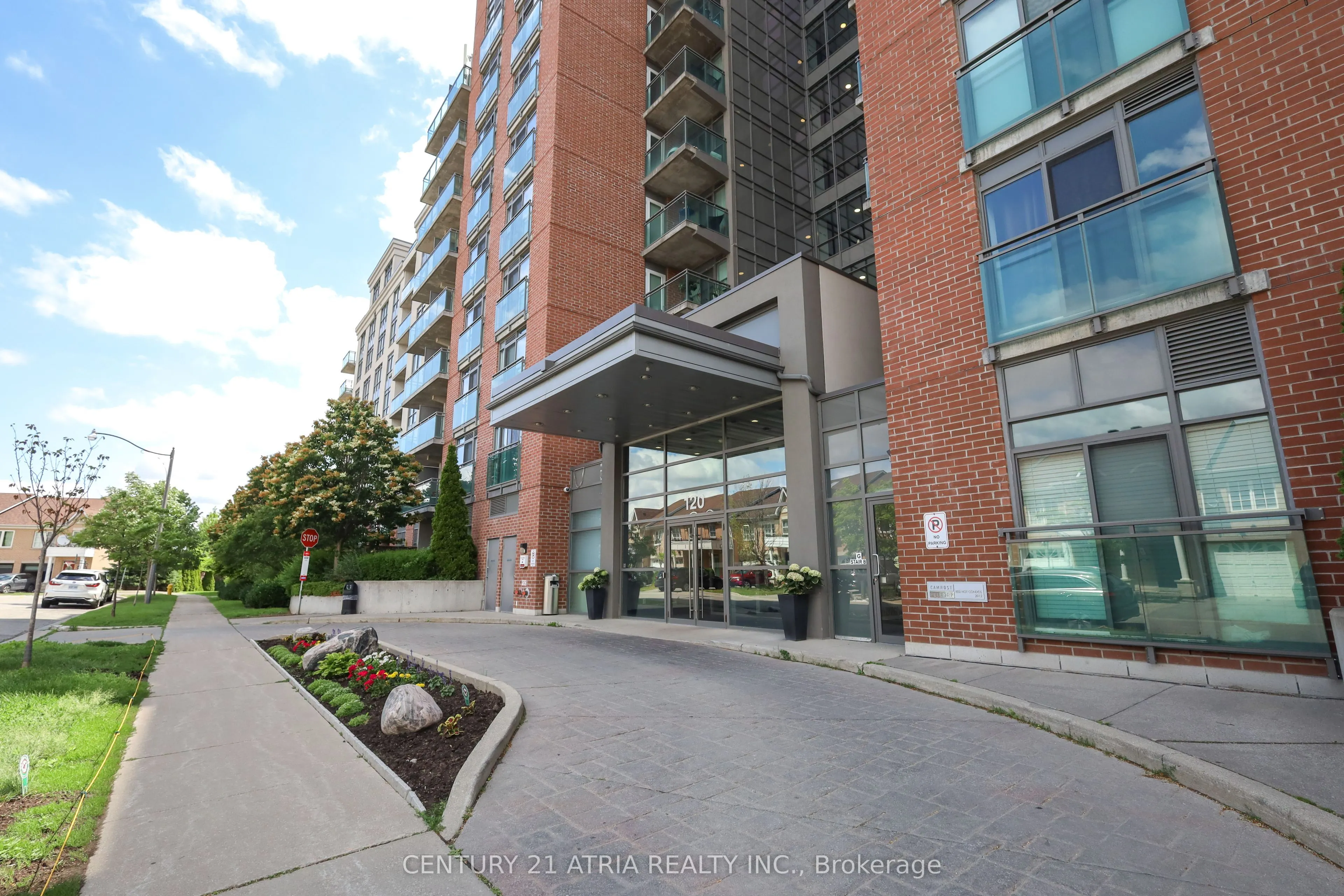 120 Dallimore Circle, #513