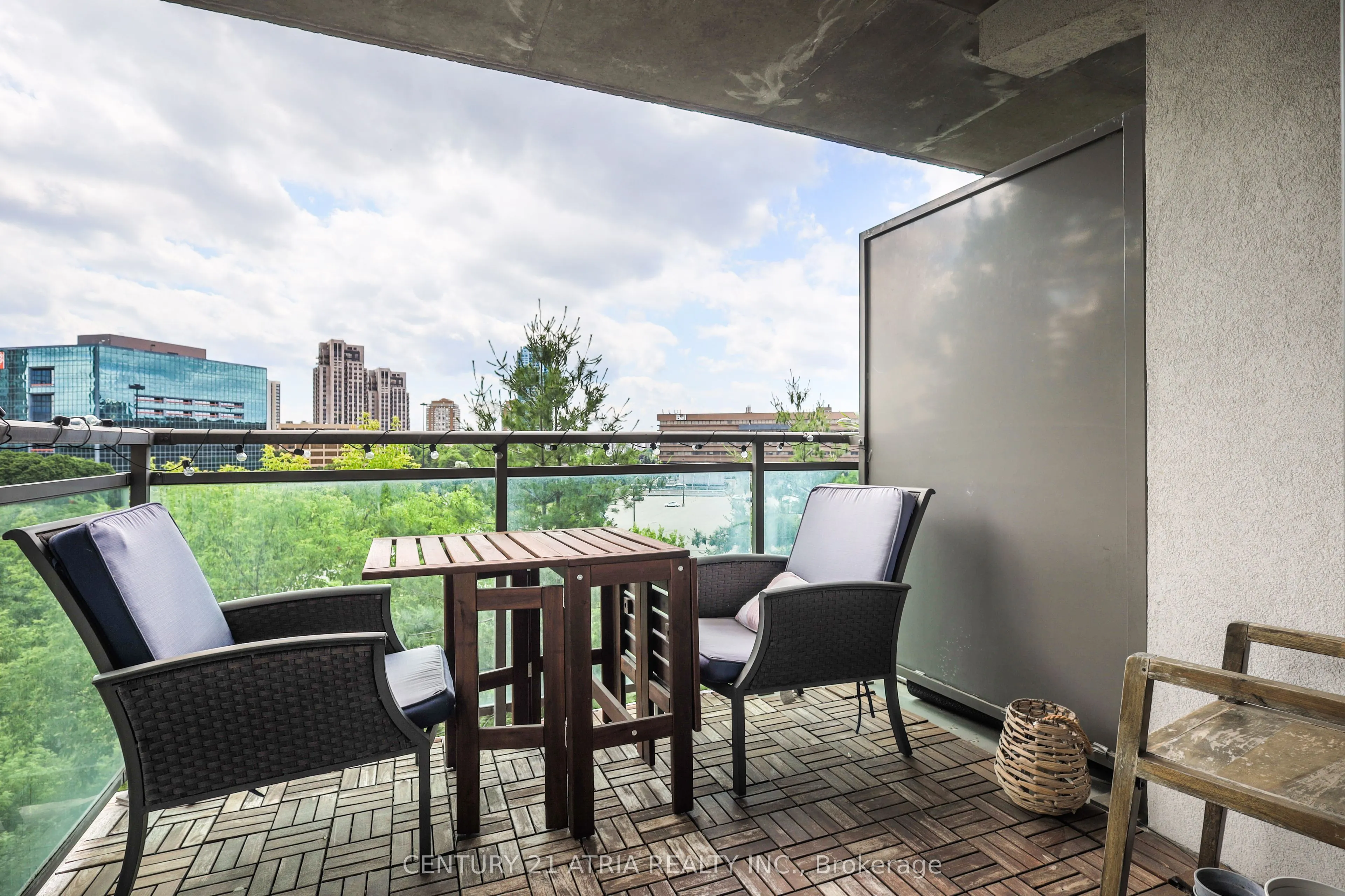 120 Dallimore Circle, #513