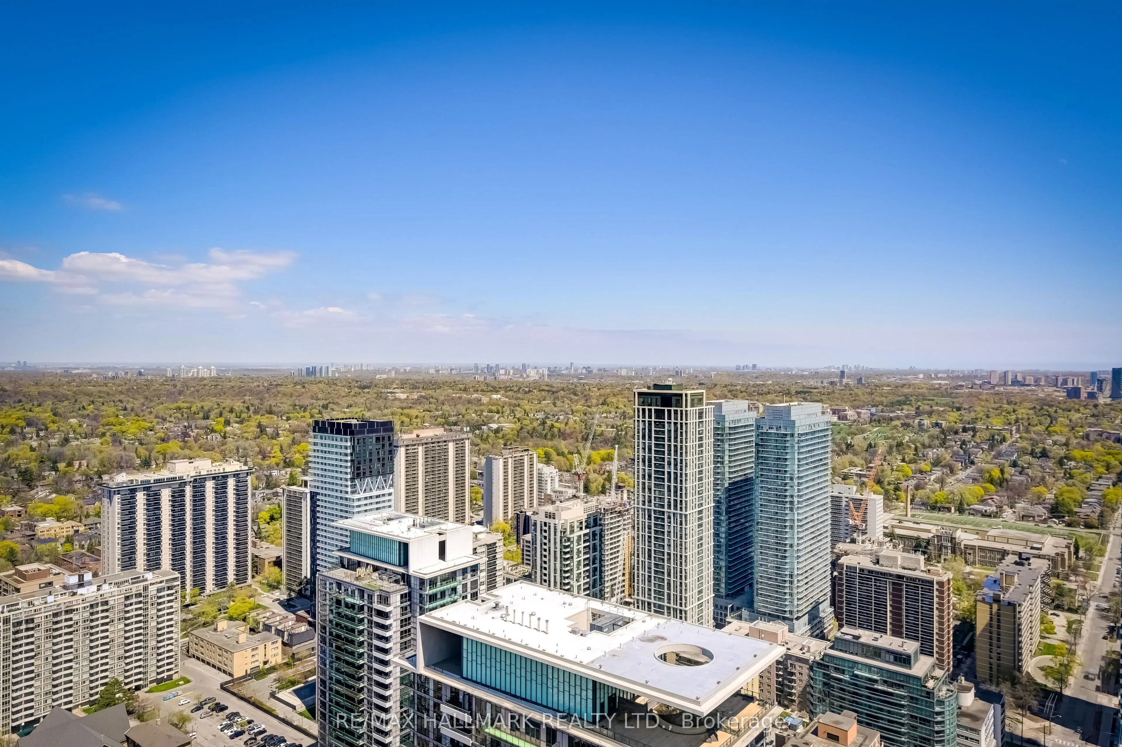 39 Roehampton Avenue, #4209