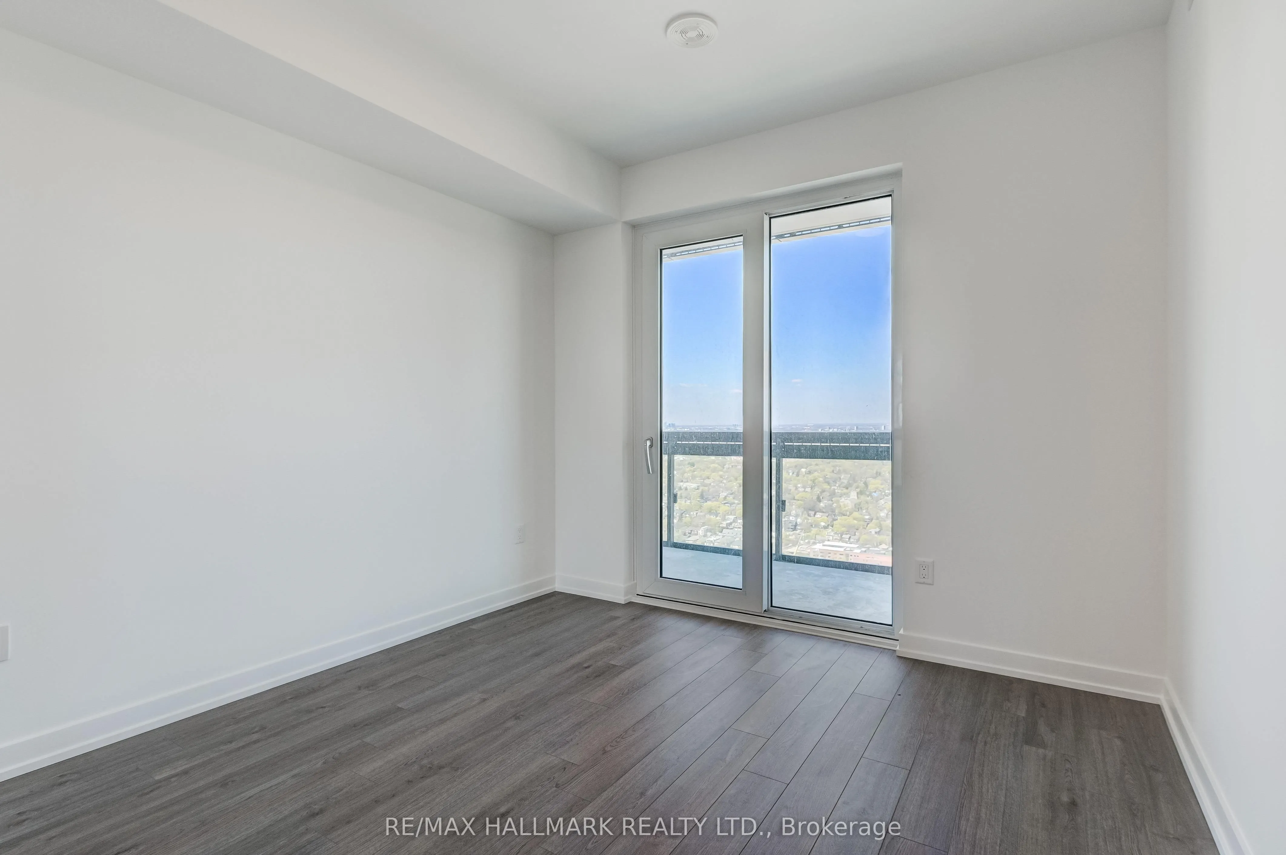 39 Roehampton Avenue, #4209