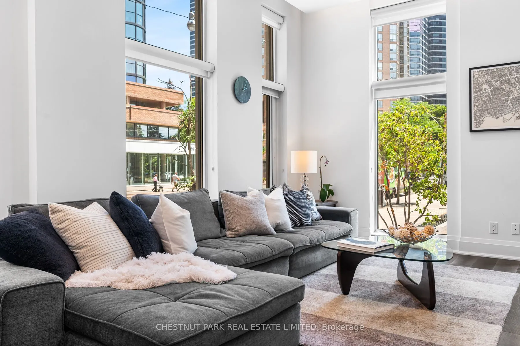 1074 Bay Street, #11