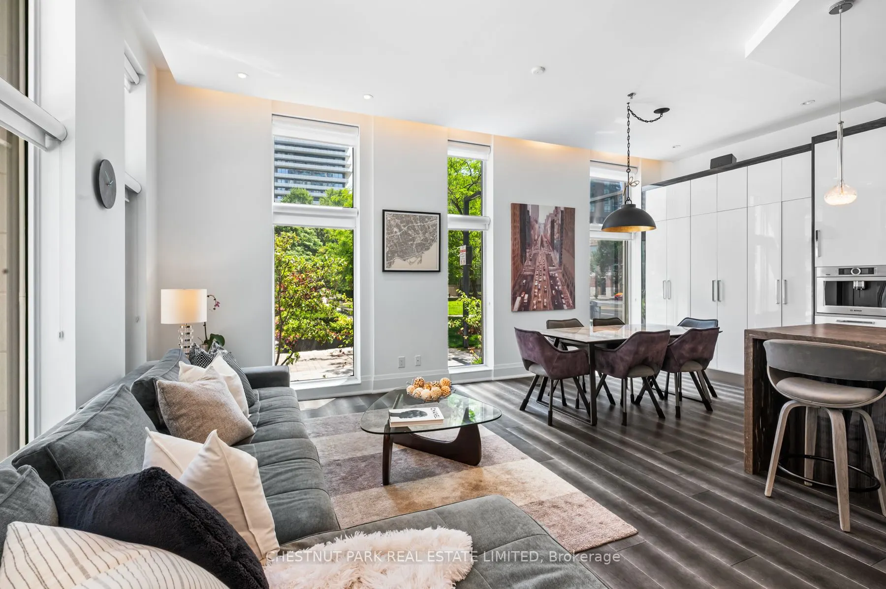 1074 Bay Street, #11