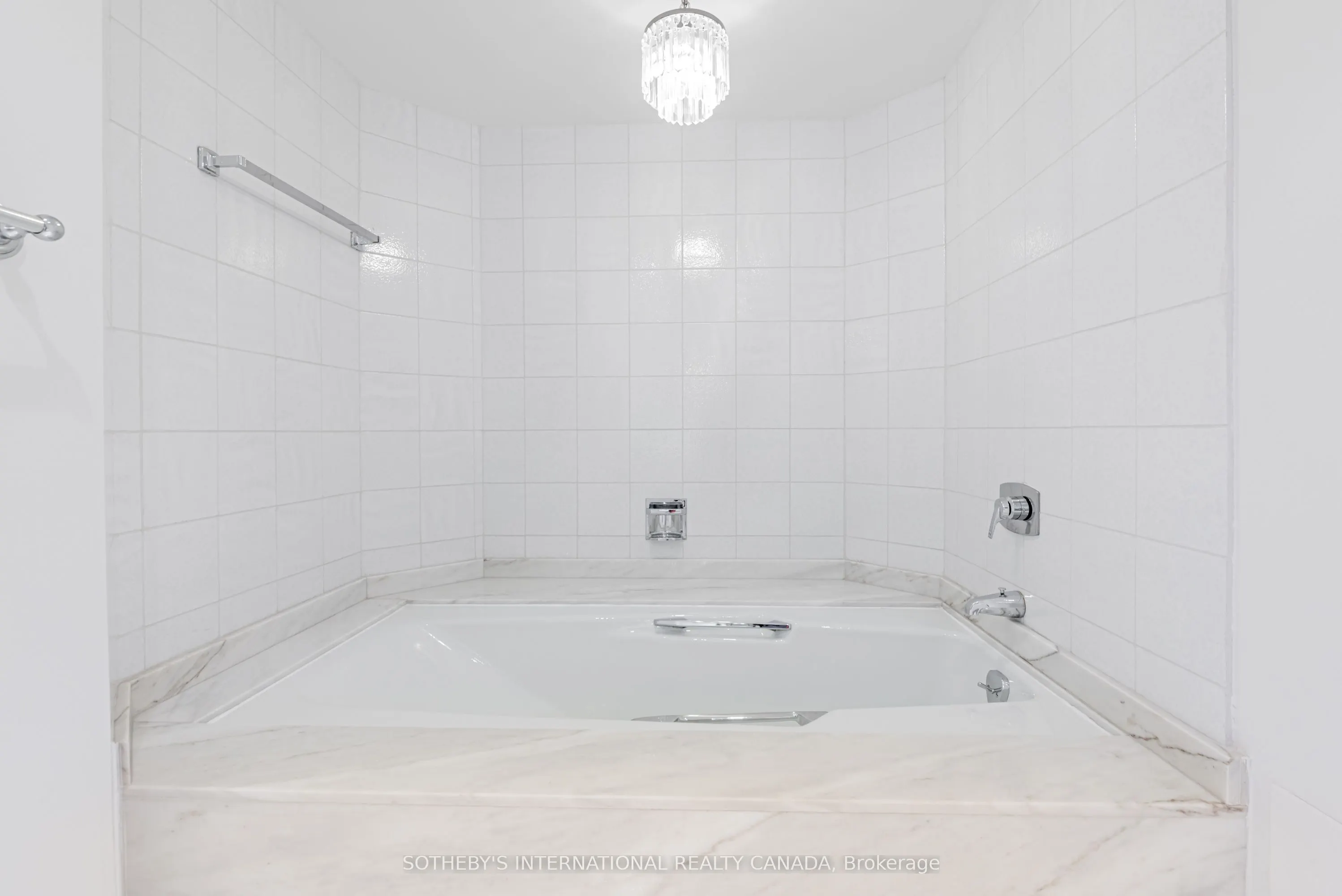 240 Heath Street W, #1403