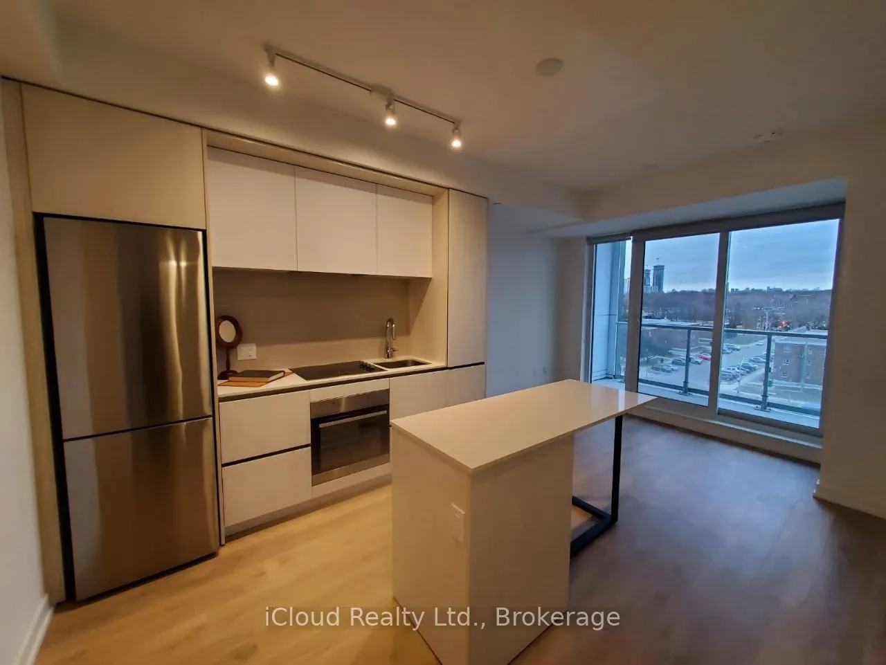 225 Sumach Street, #610