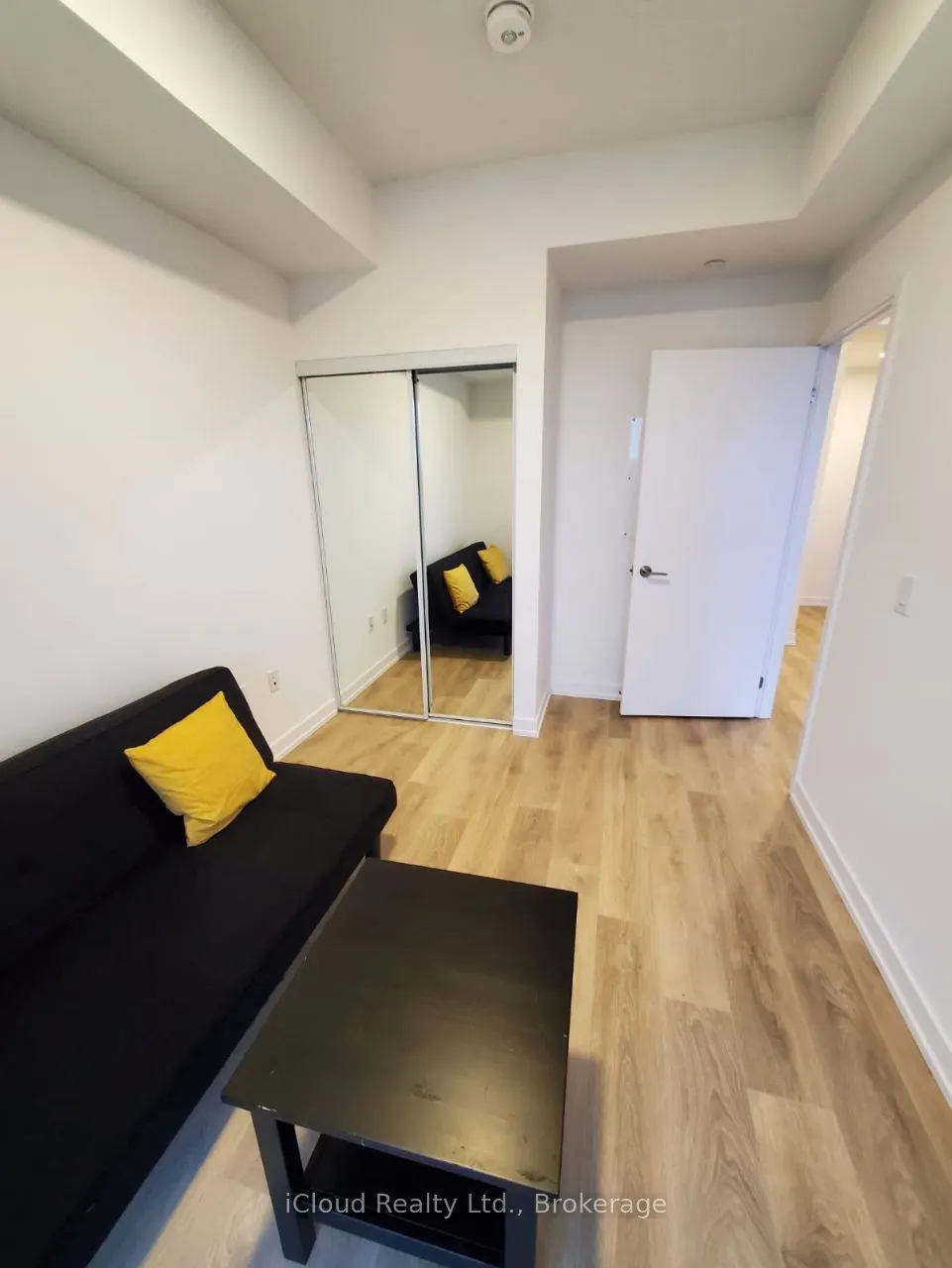 225 Sumach Street, #610