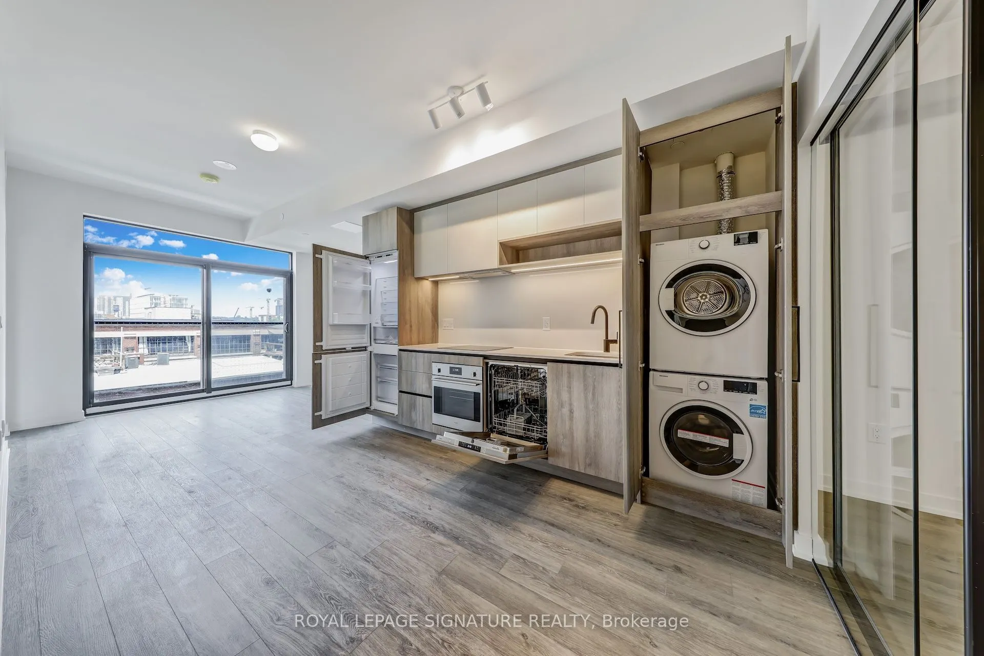181 Sterling Road, #410