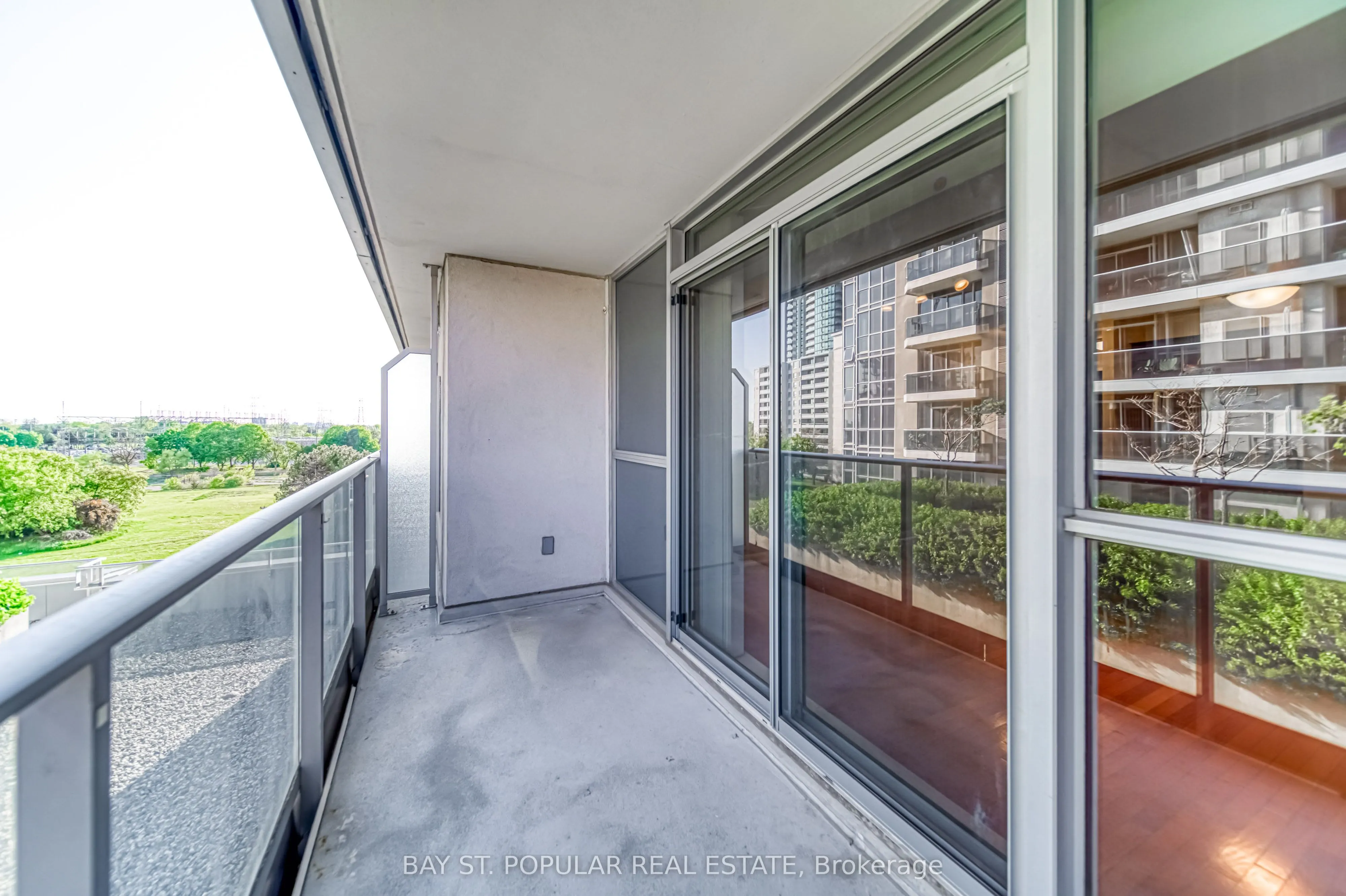 5793 Yonge Street #605